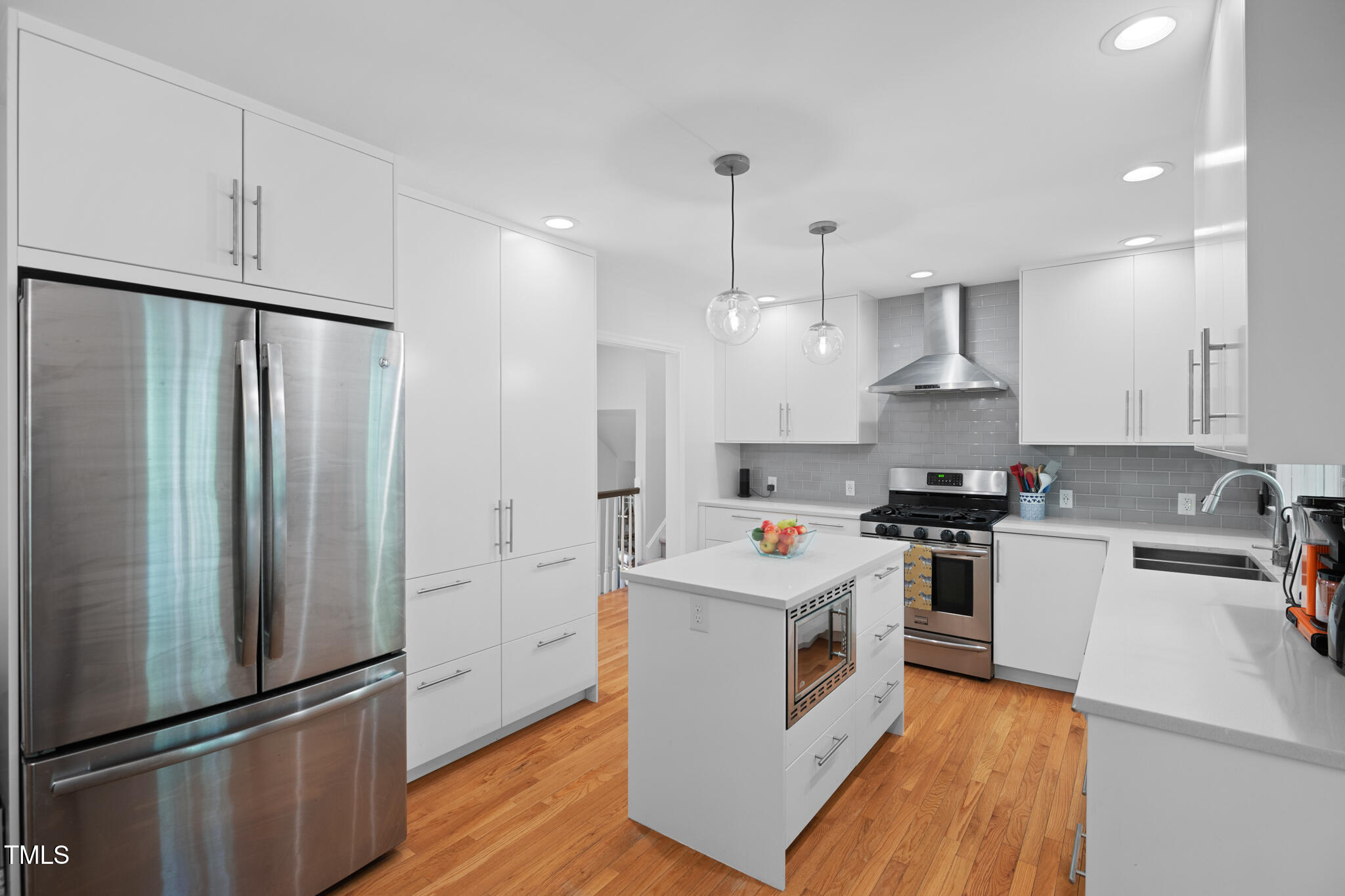 526 Colony Woods Drive