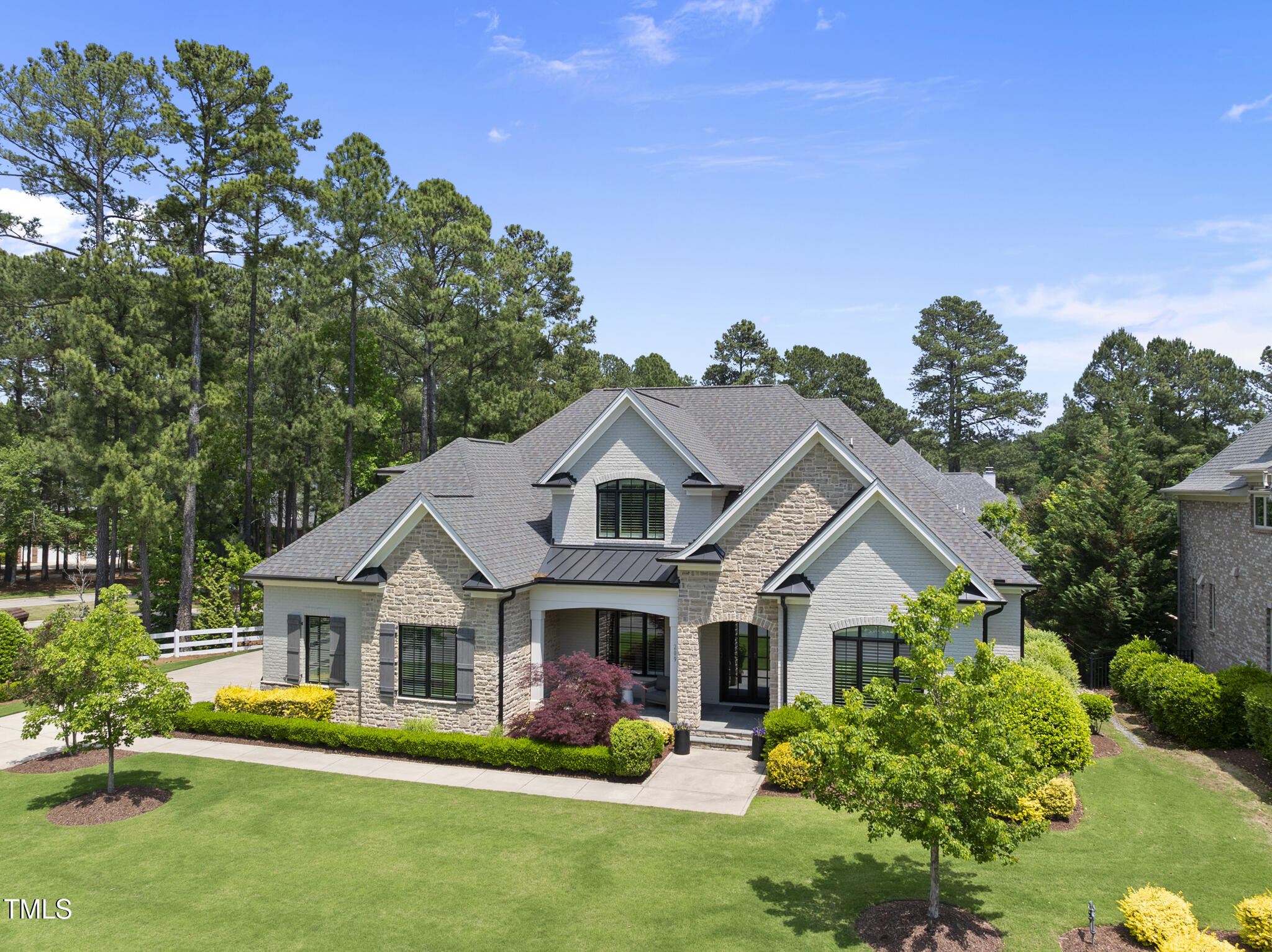 209 Preston Retreat Lane
