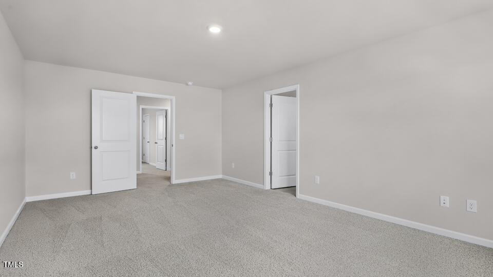 800 Bullhorn Drive