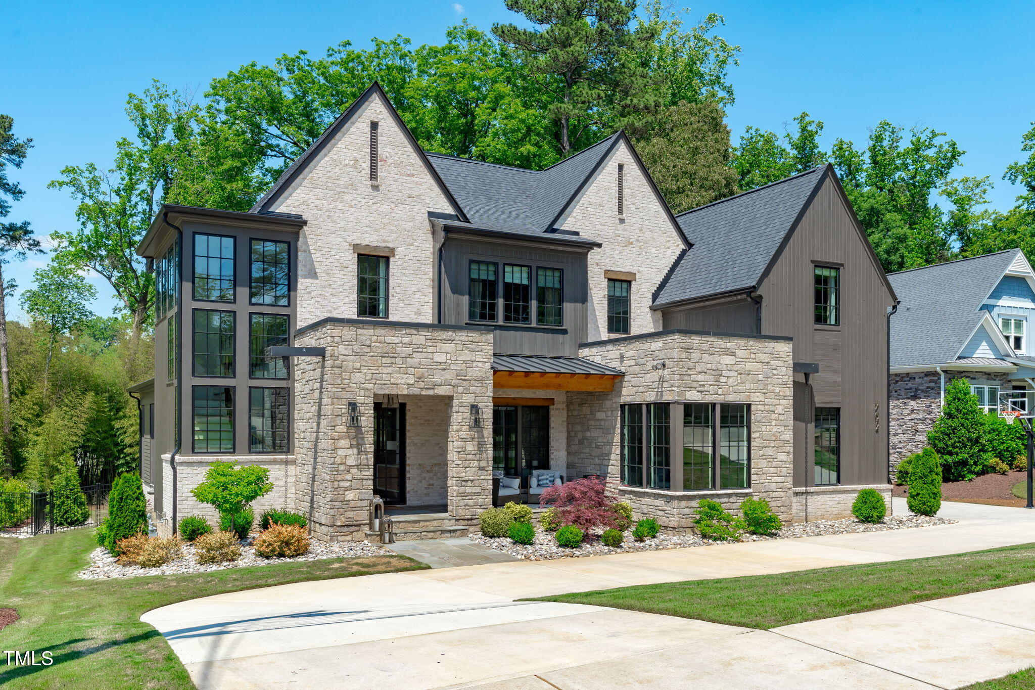 702 Wimbleton Drive
