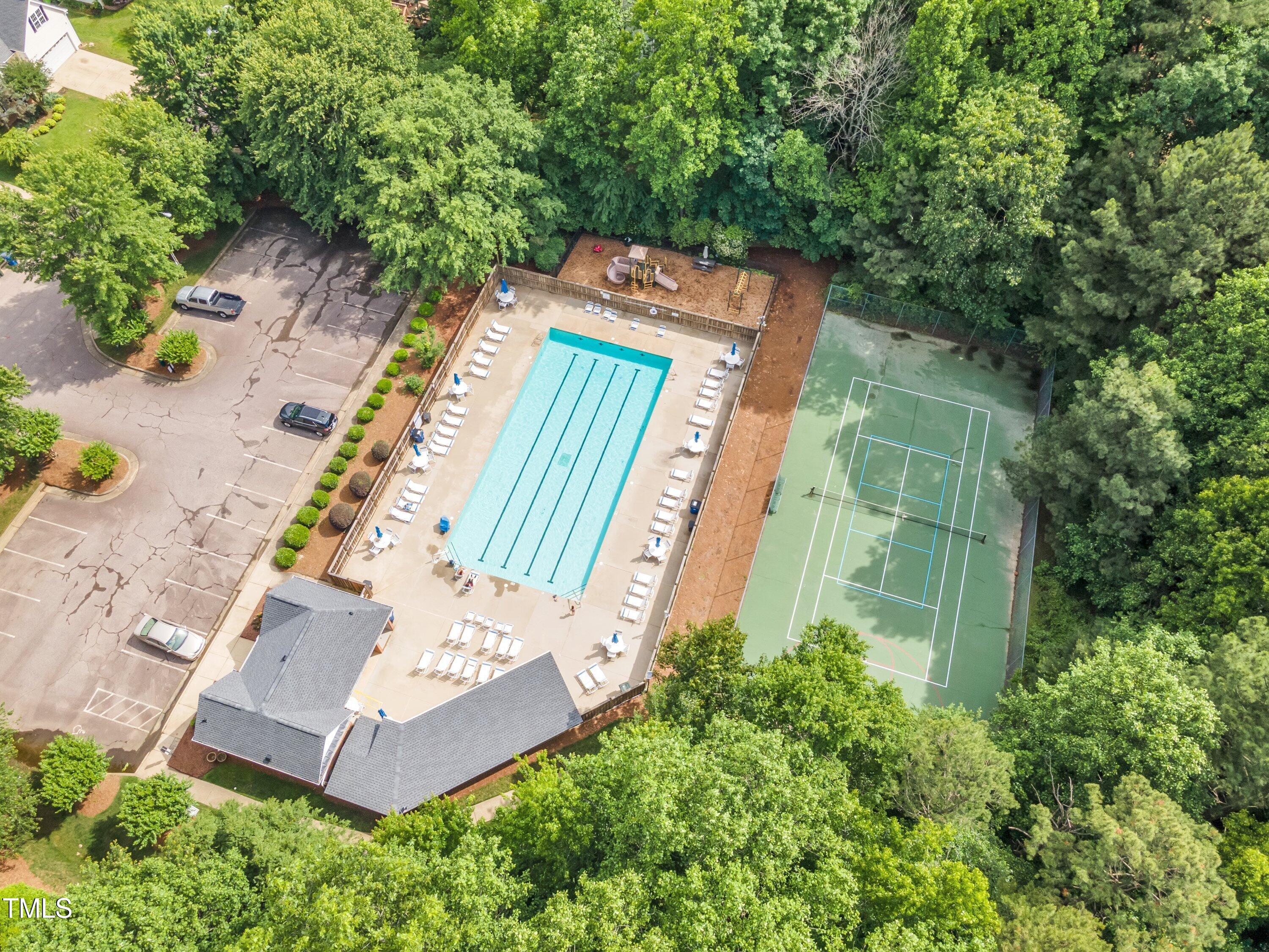 6828 Edwell Court