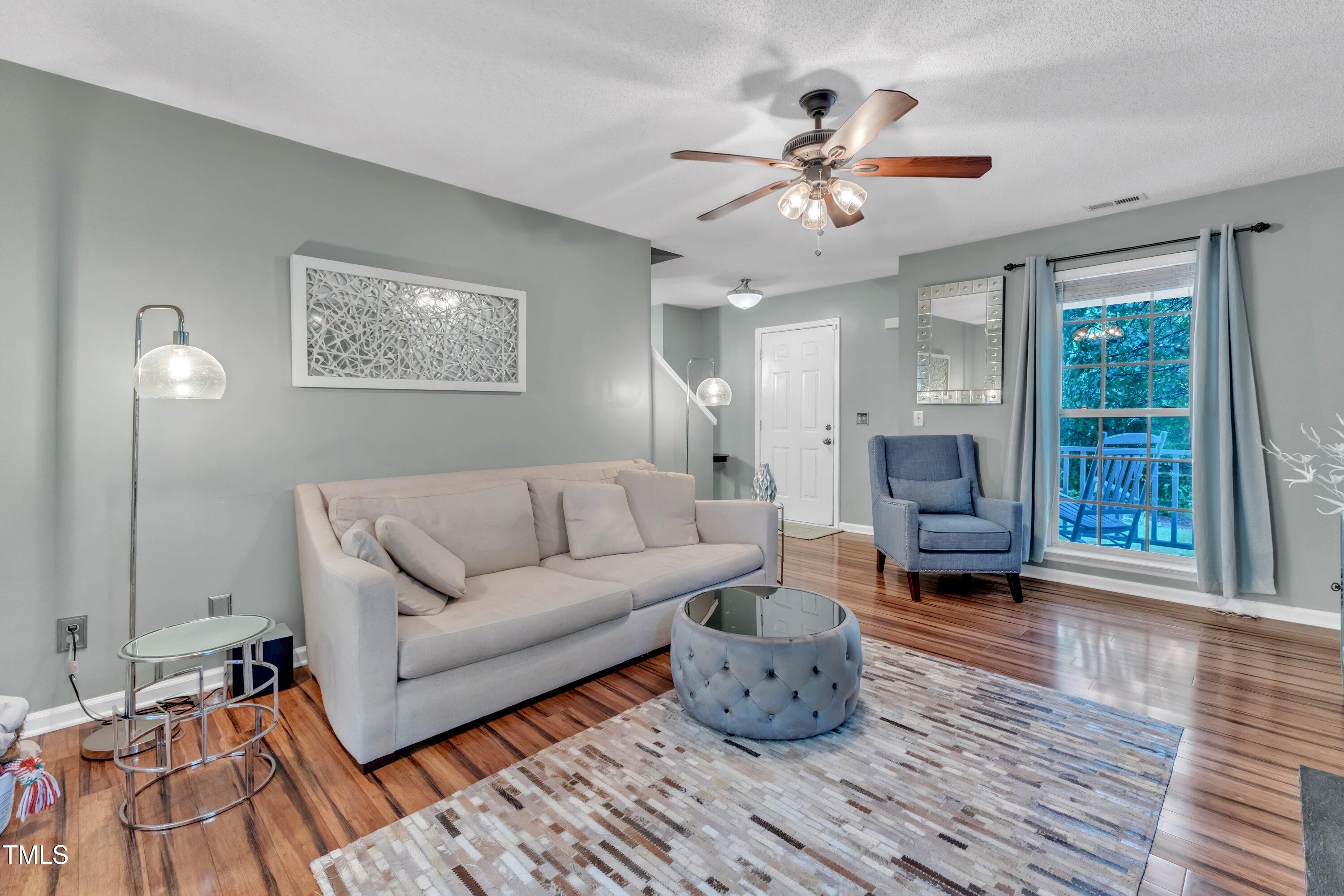 6828 Edwell Court