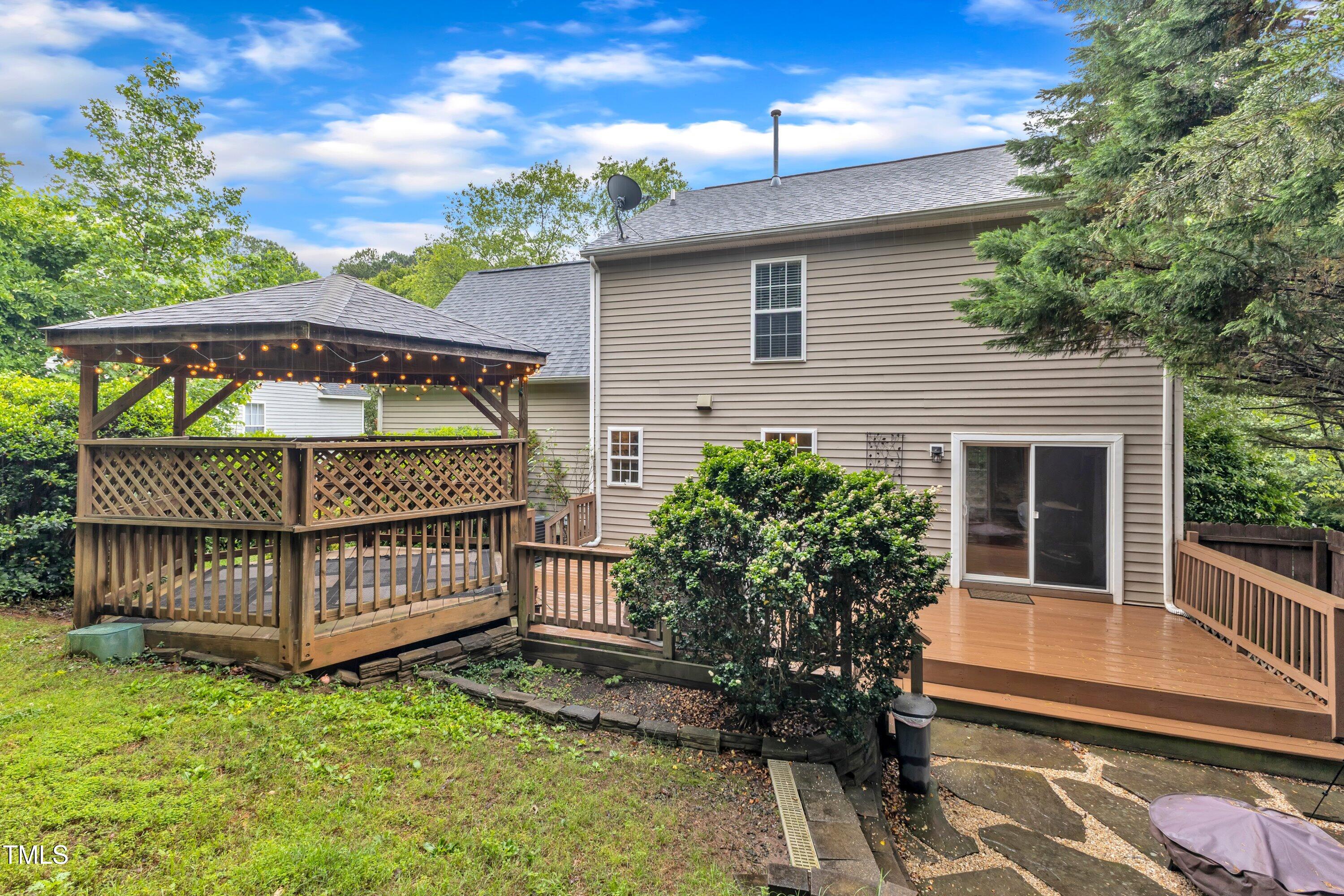 6828 Edwell Court