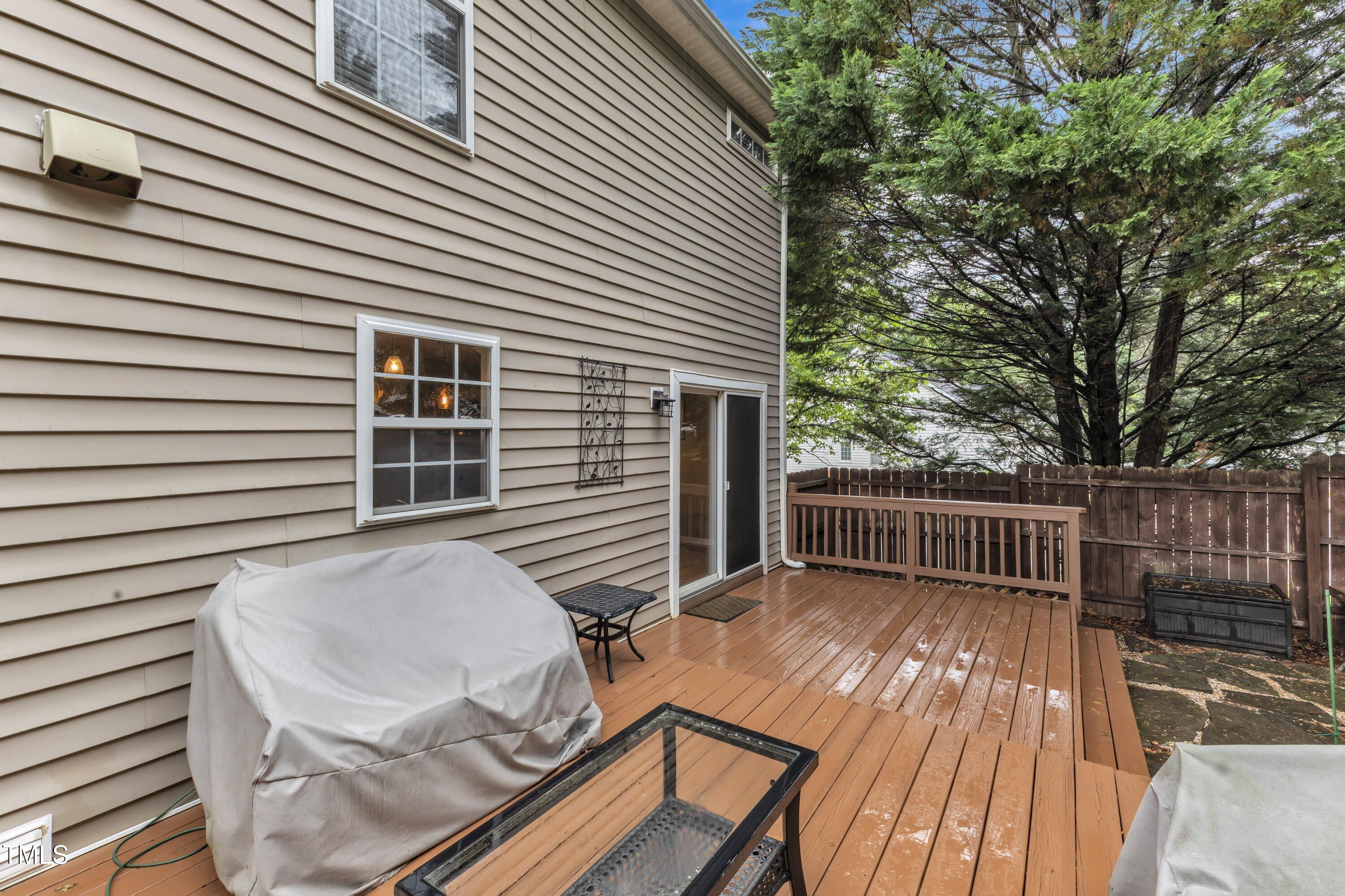 6828 Edwell Court