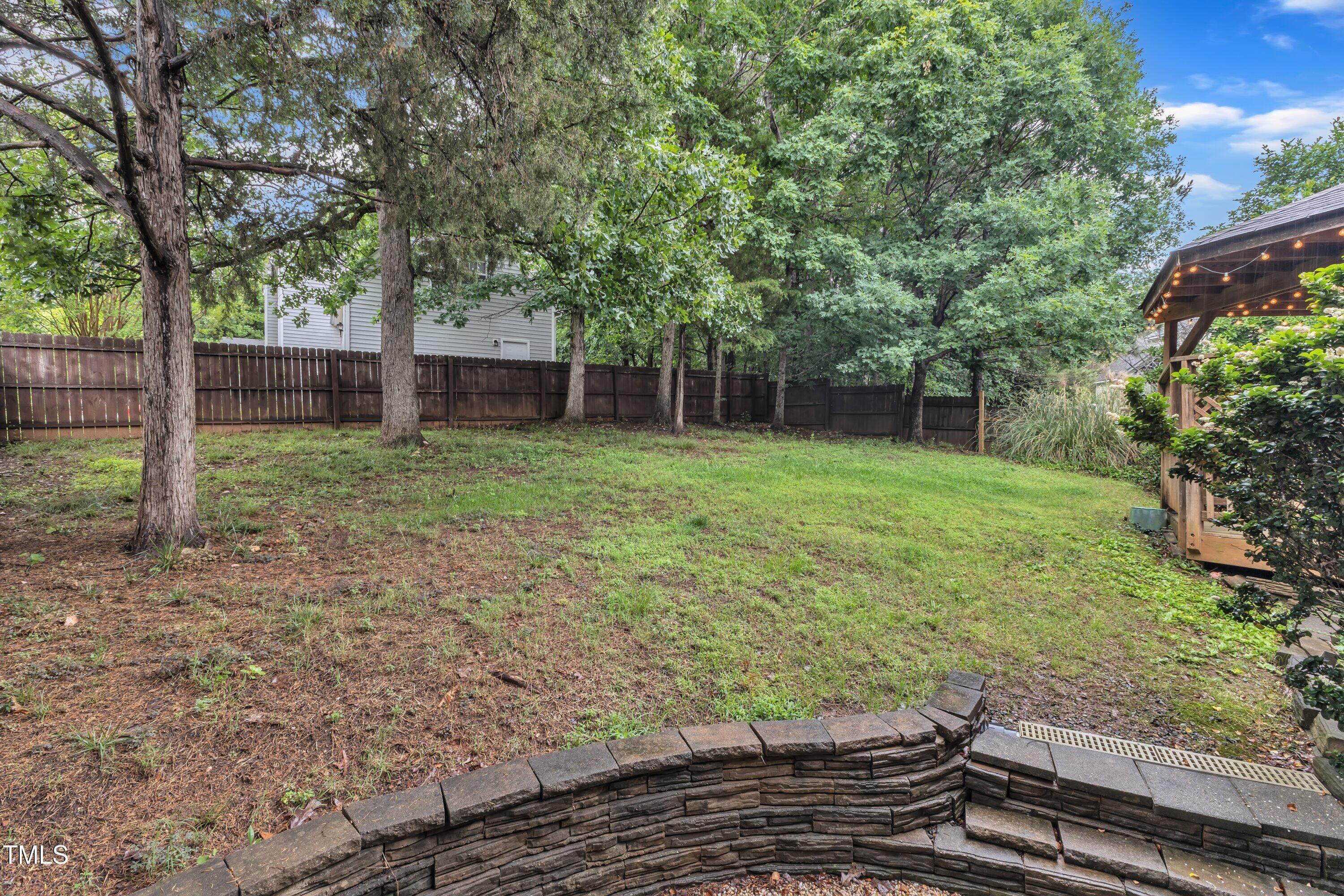 6828 Edwell Court