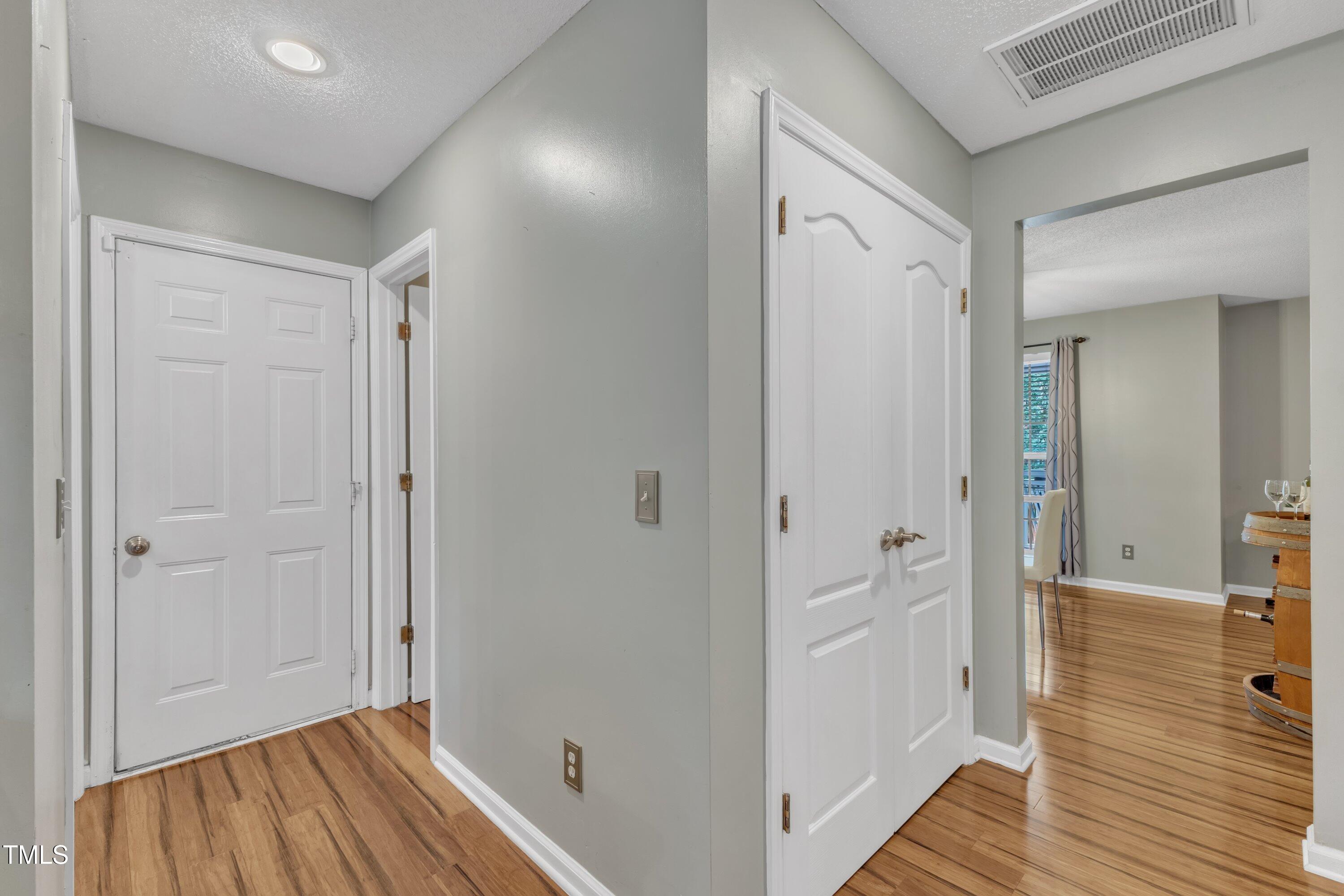 6828 Edwell Court