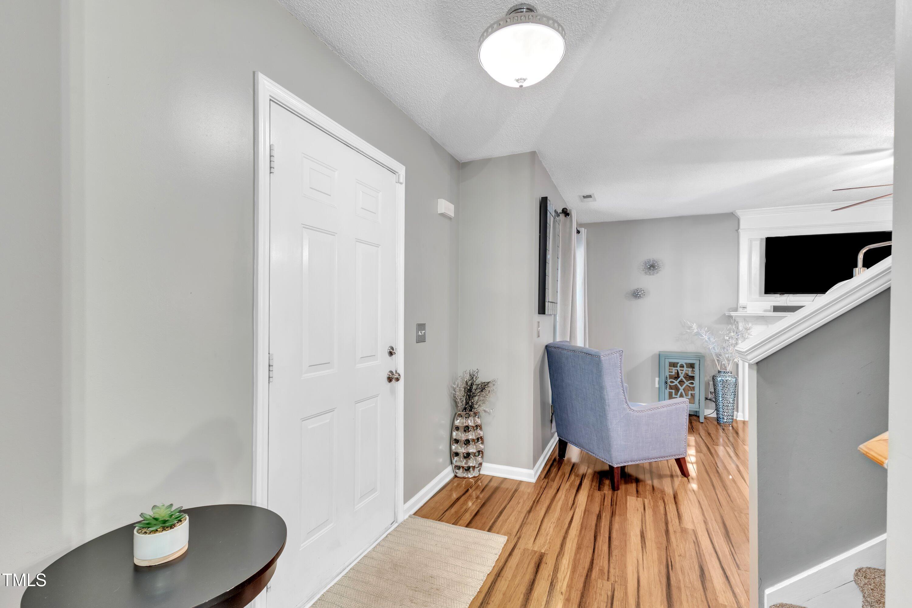 6828 Edwell Court