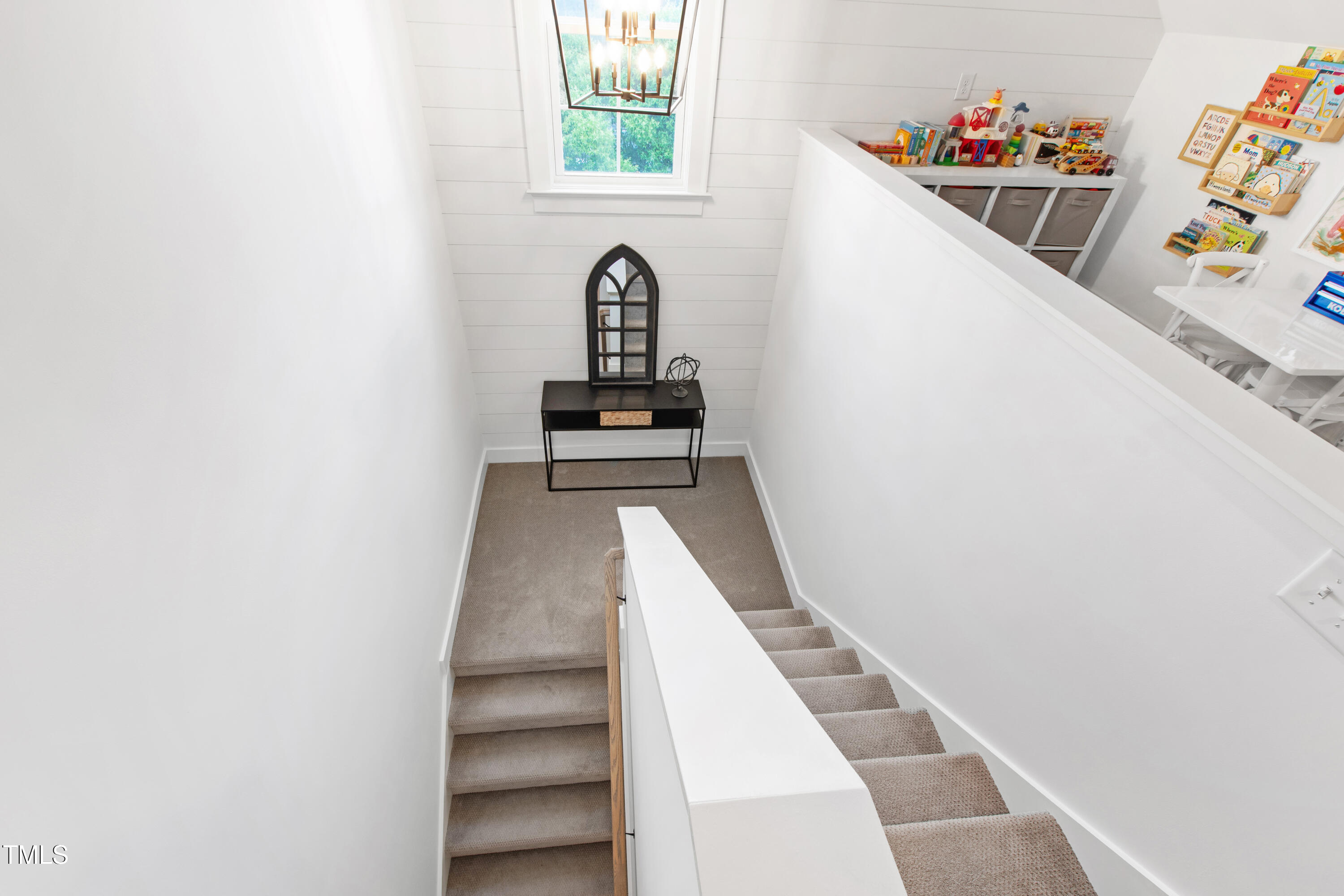 729 Mills Street