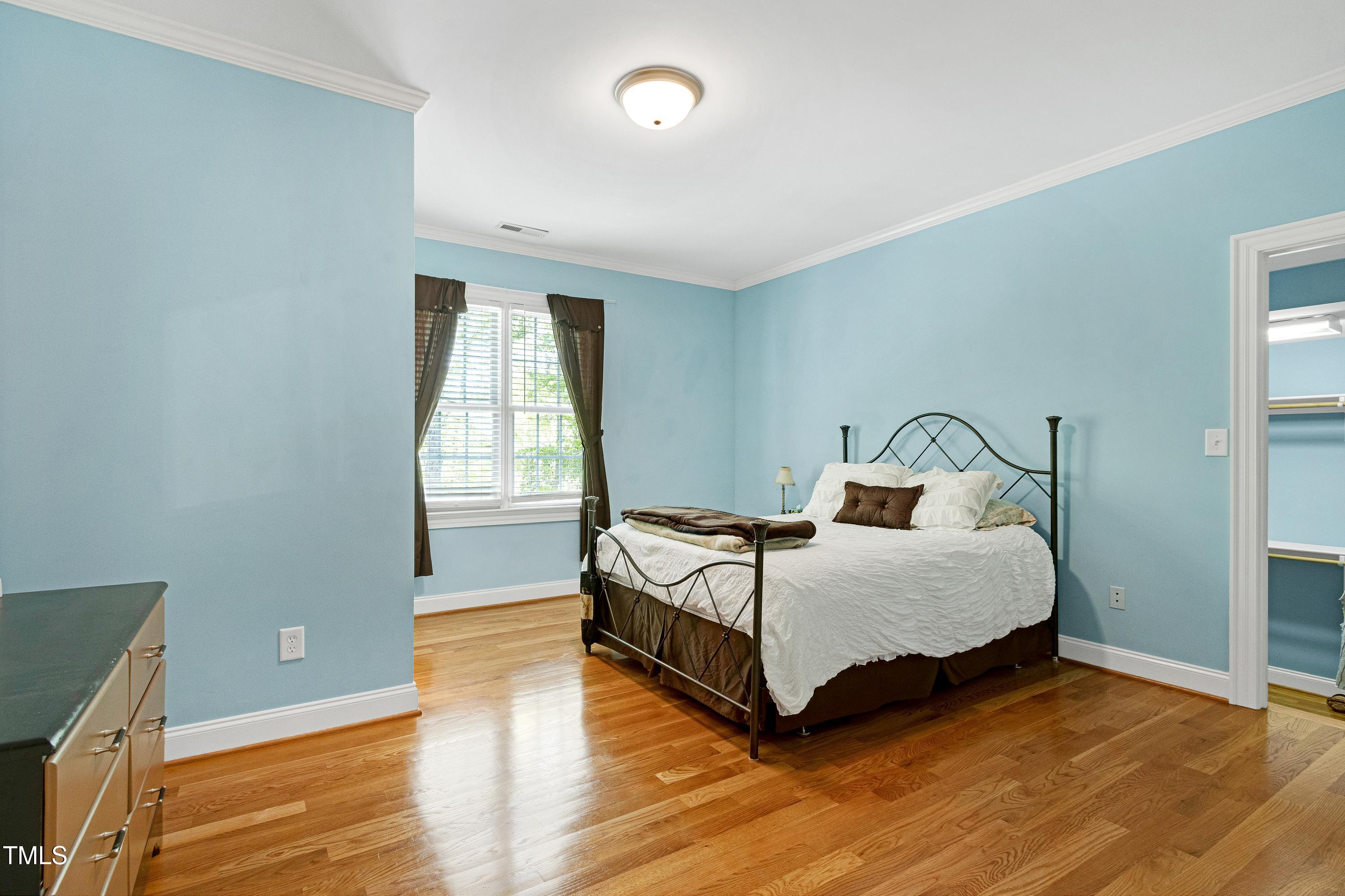 404 Settlecroft Lane