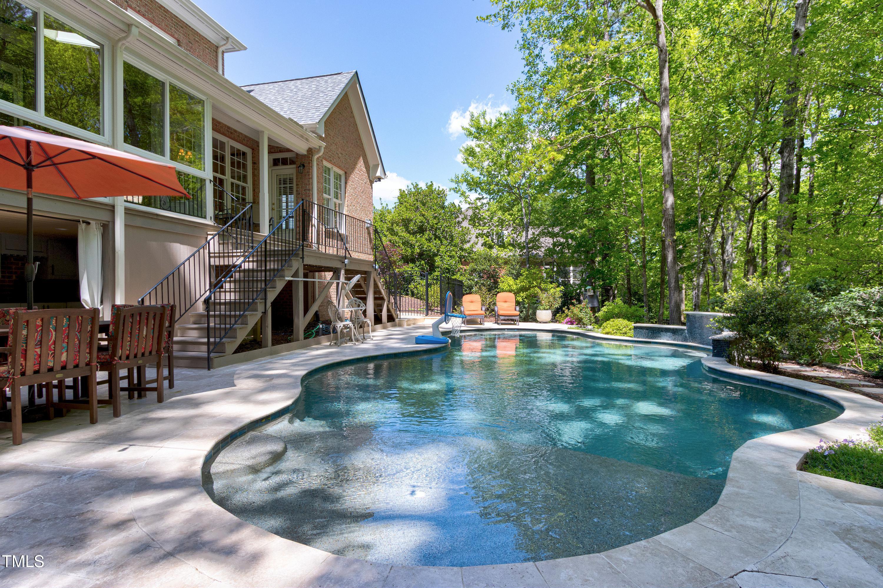 404 Settlecroft Lane