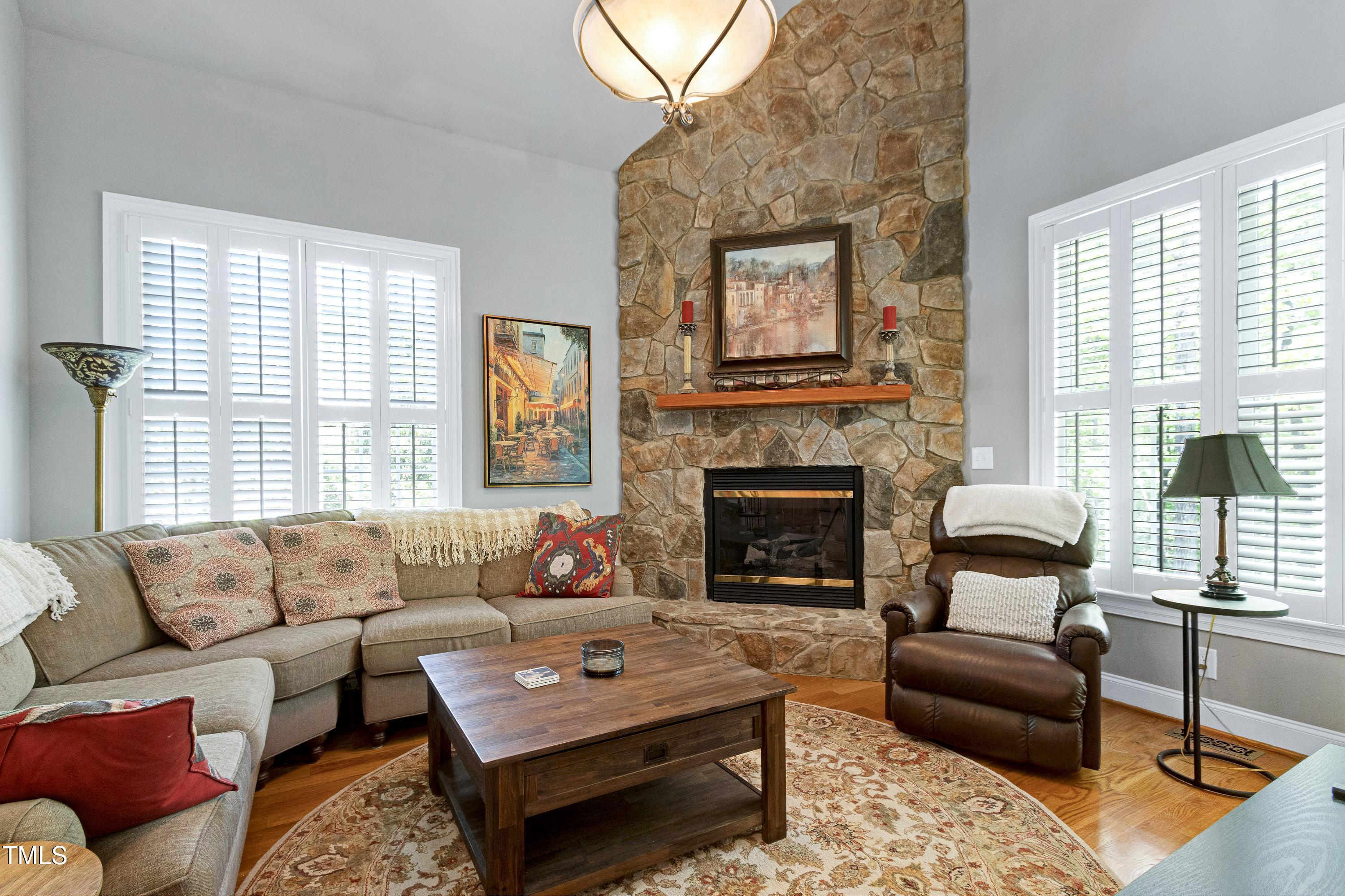 404 Settlecroft Lane