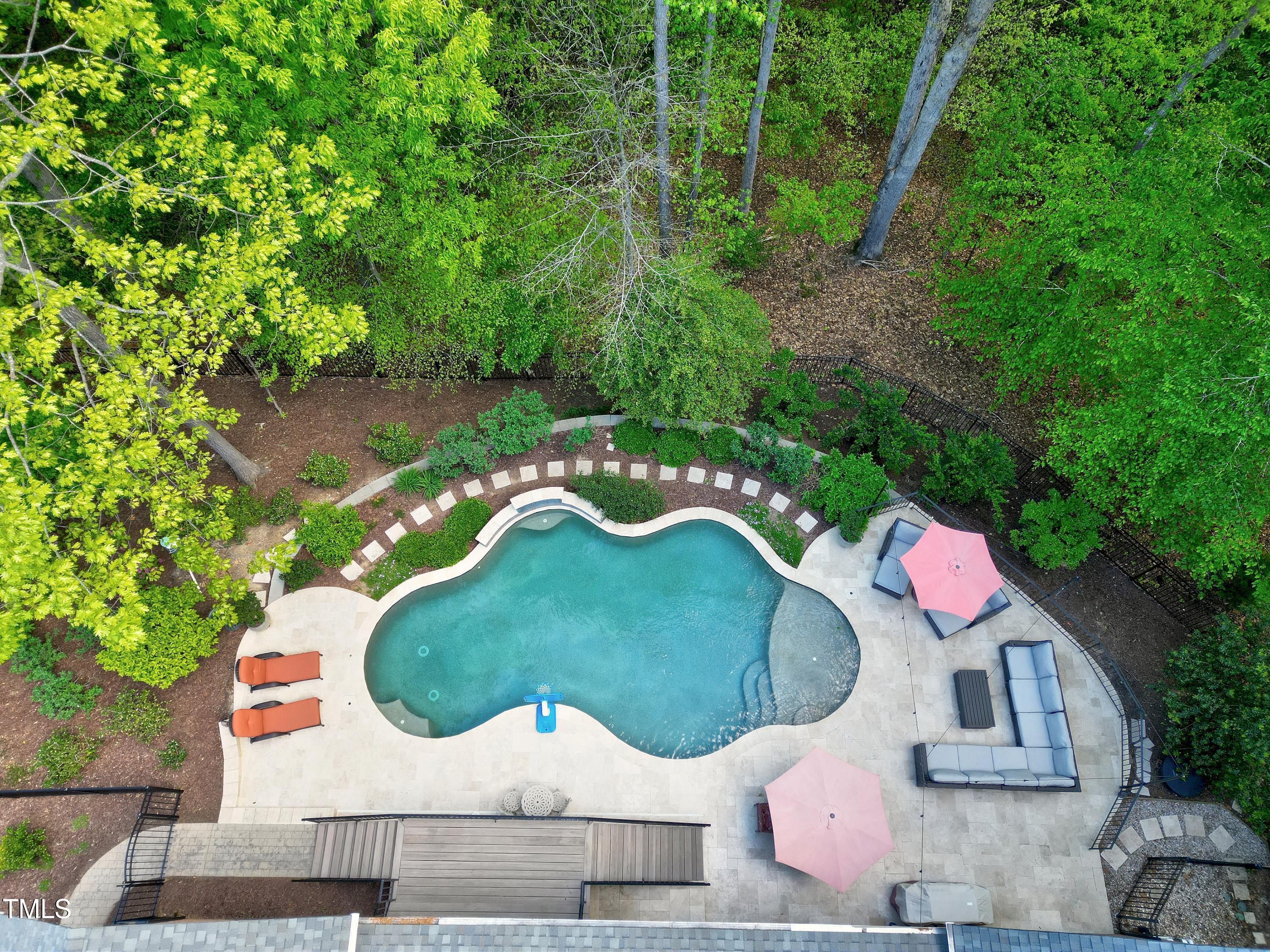 404 Settlecroft Lane