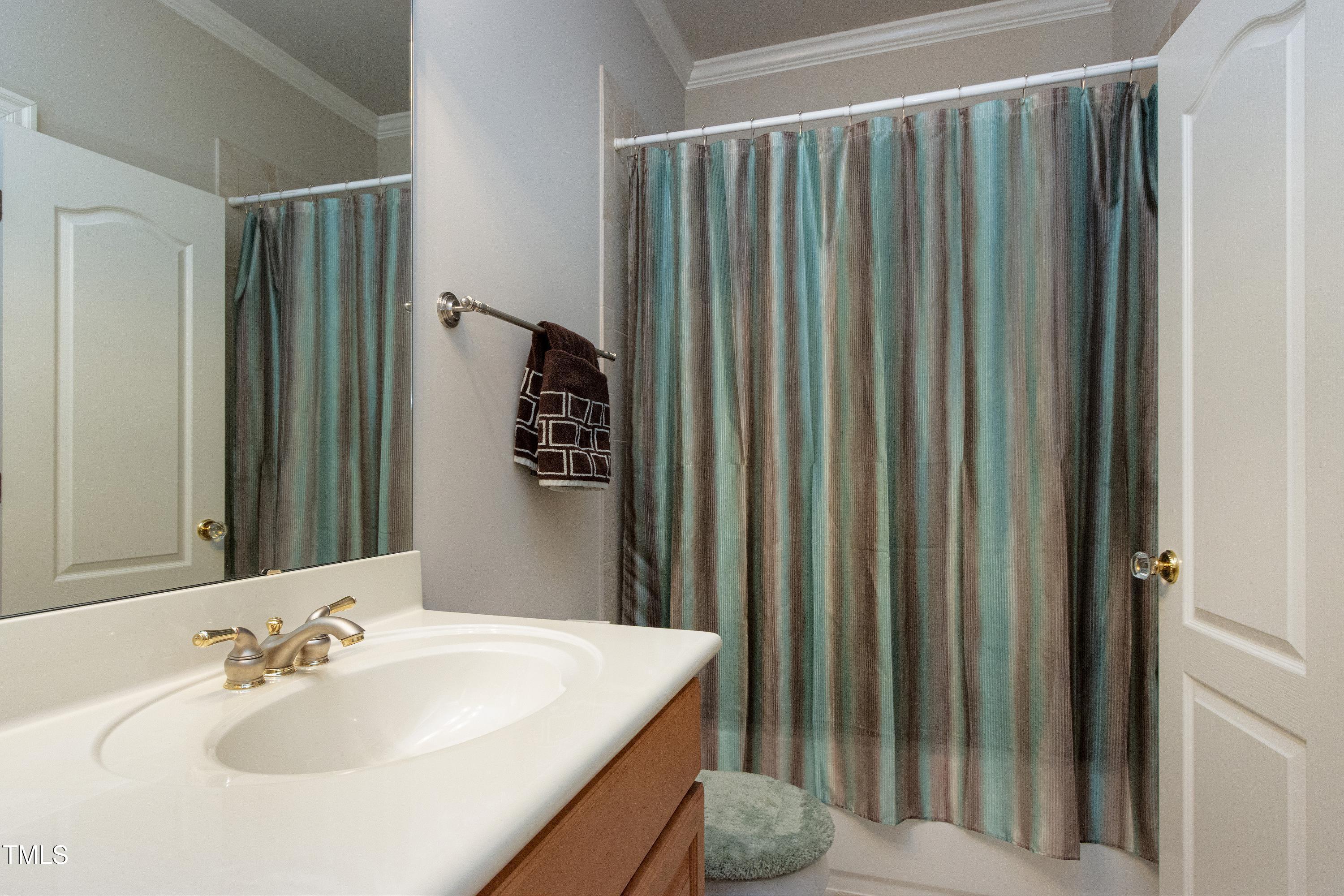 404 Settlecroft Lane