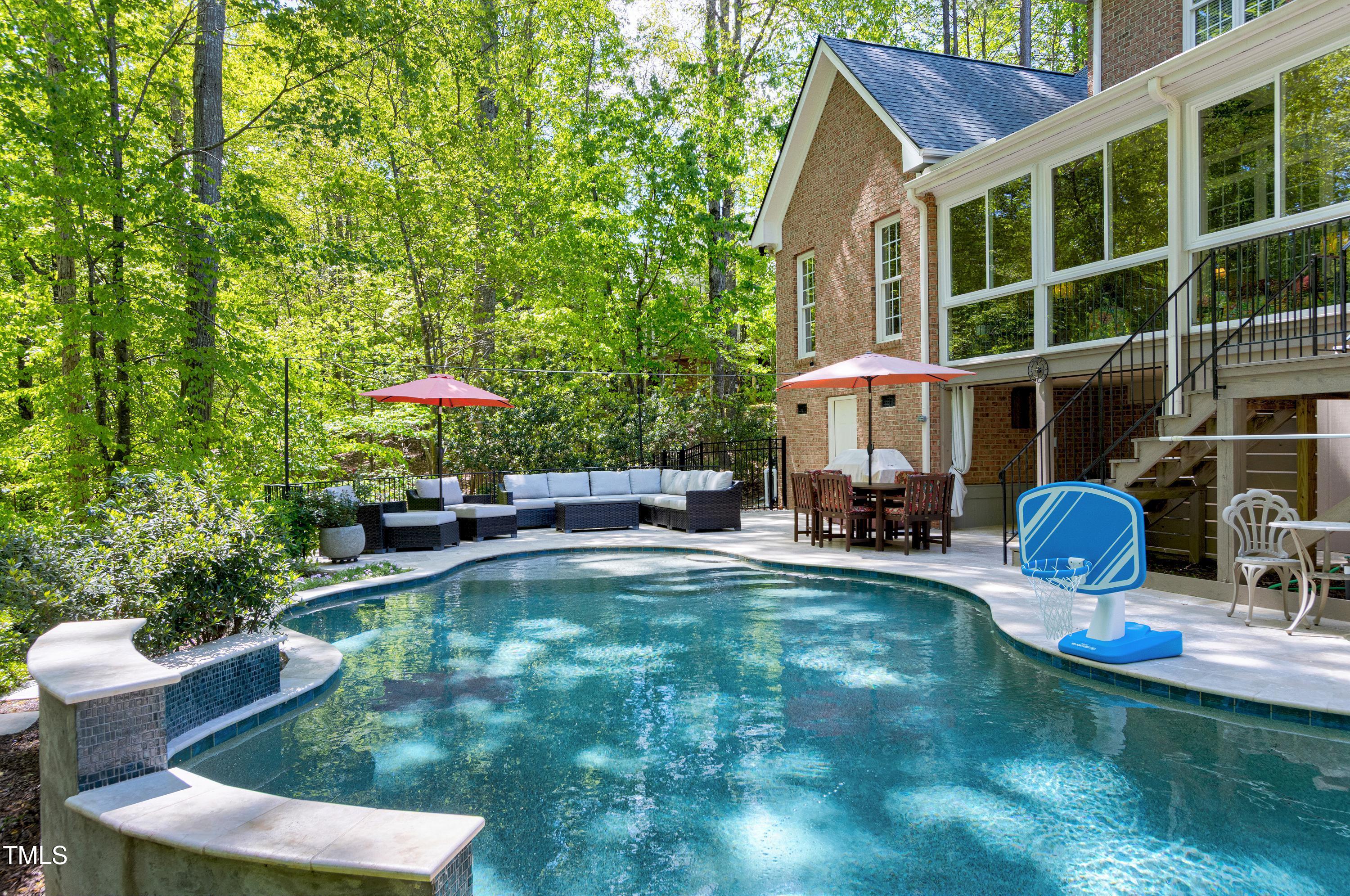 404 Settlecroft Lane