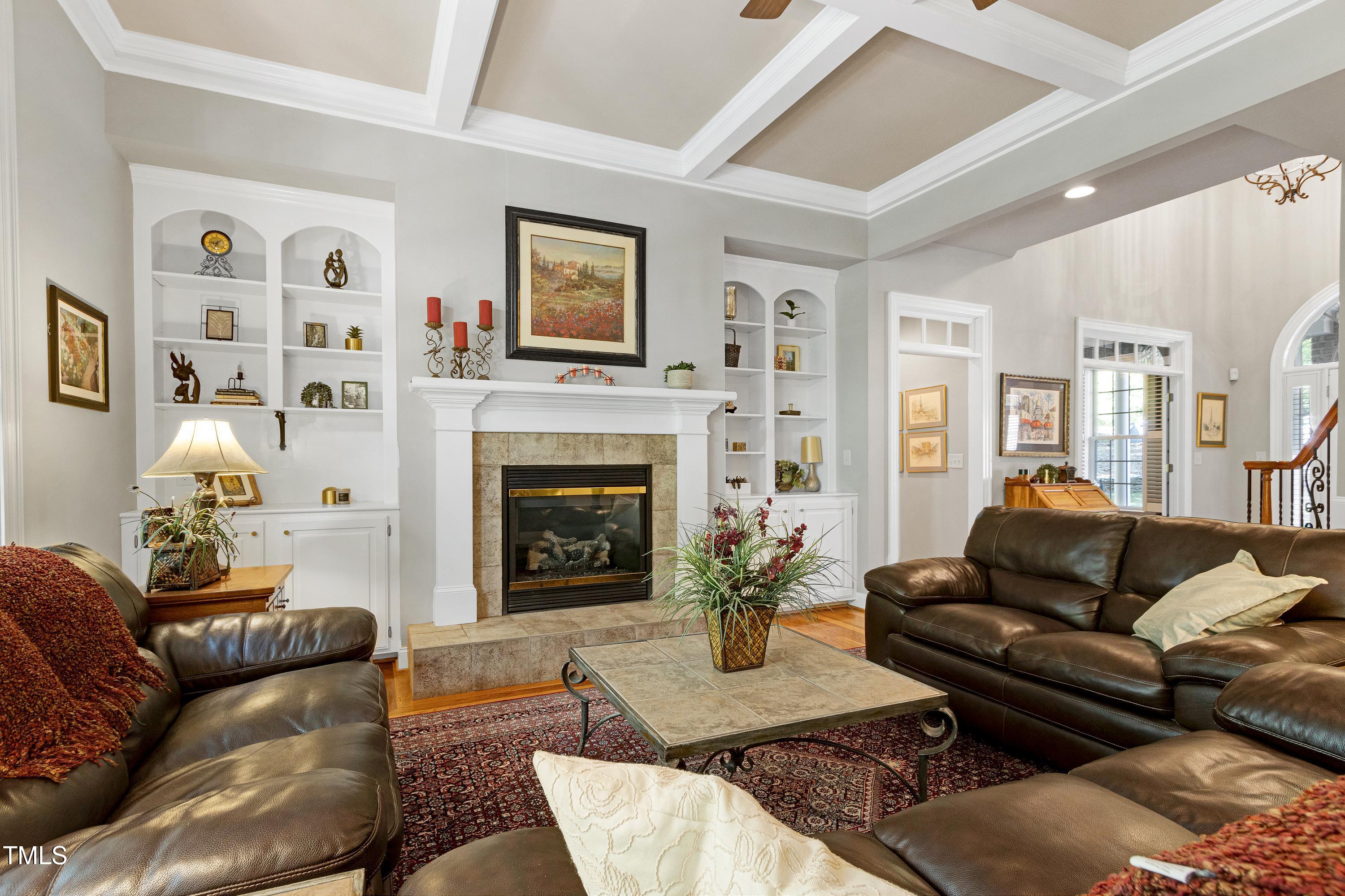 404 Settlecroft Lane