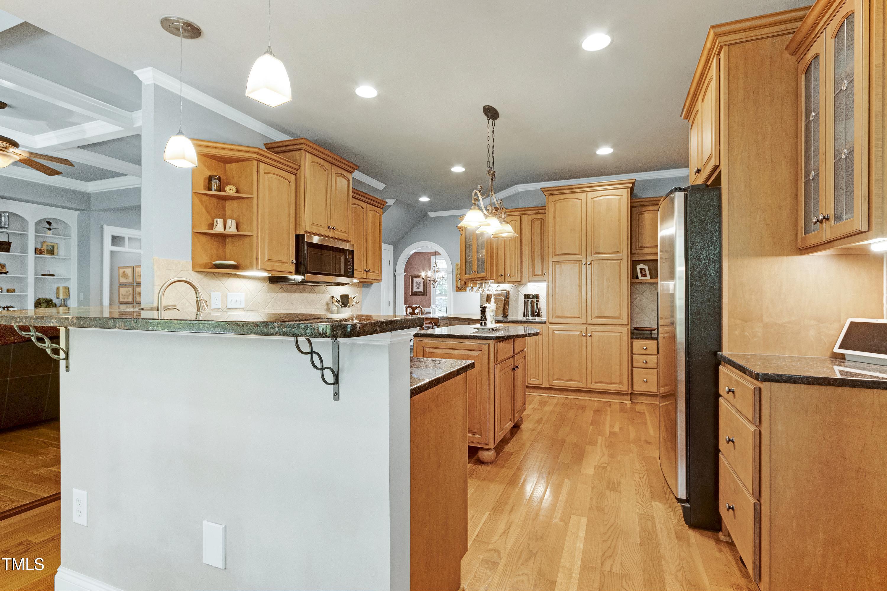404 Settlecroft Lane