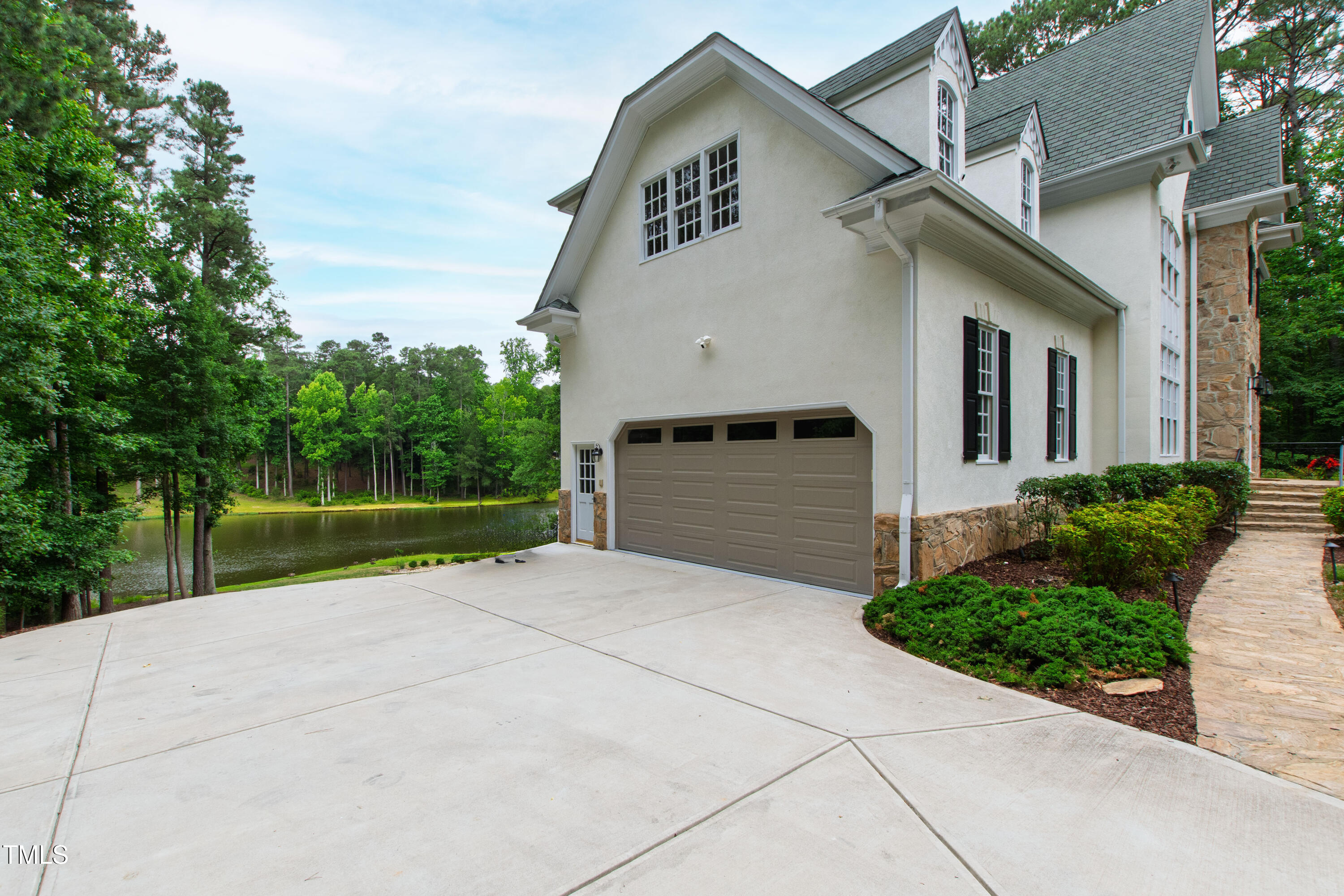 636 Pendleton Lake Road