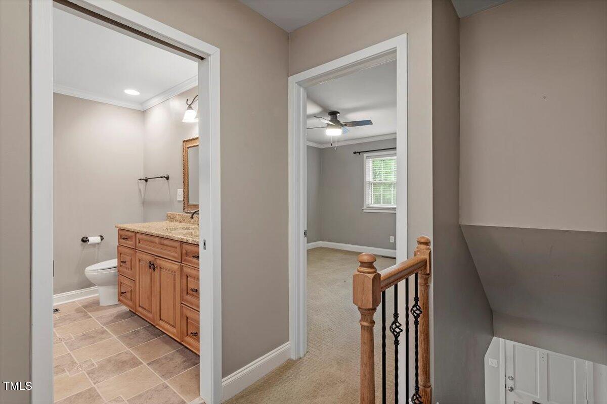 3720 Jamestown Cir
