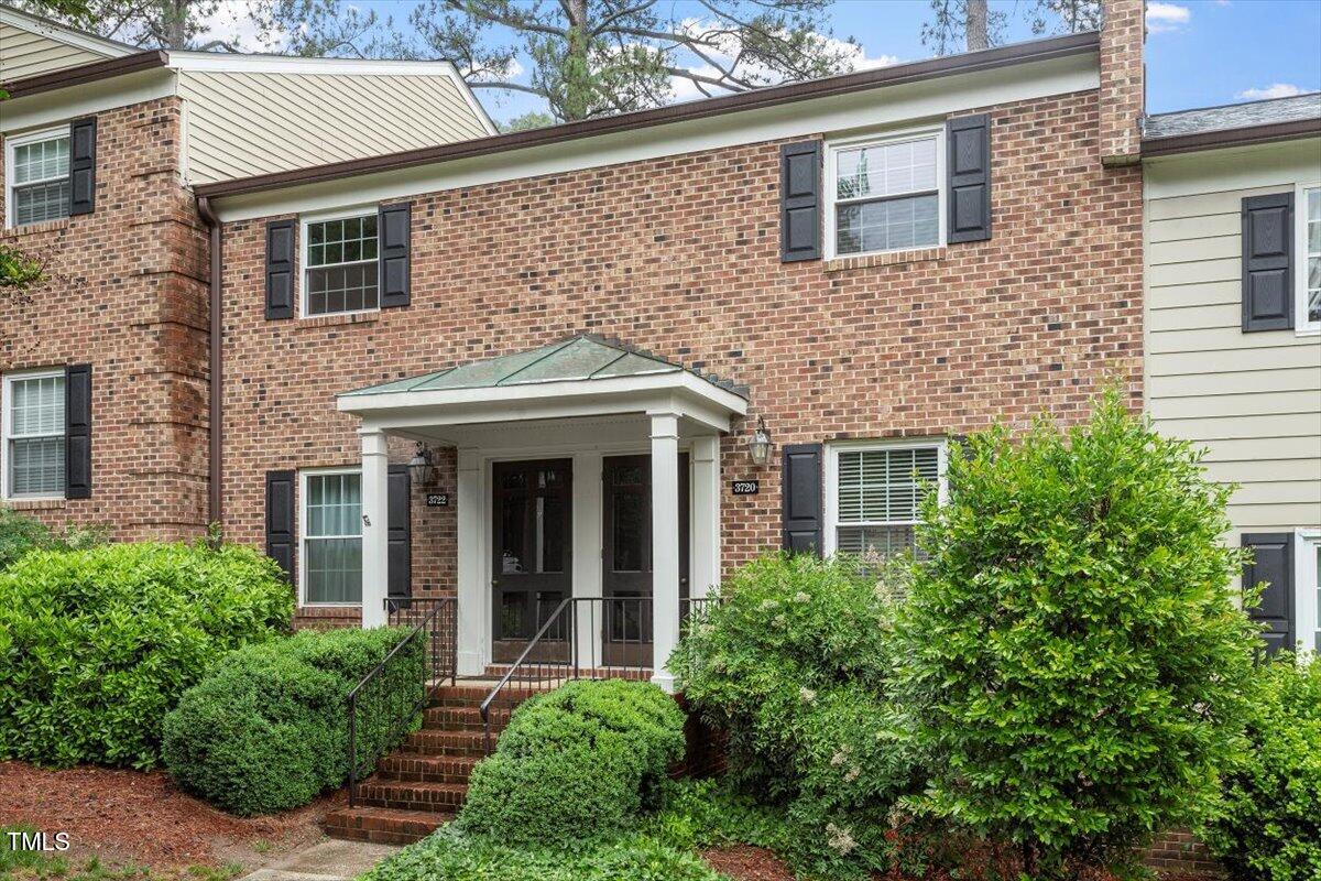 3720 Jamestown Cir
