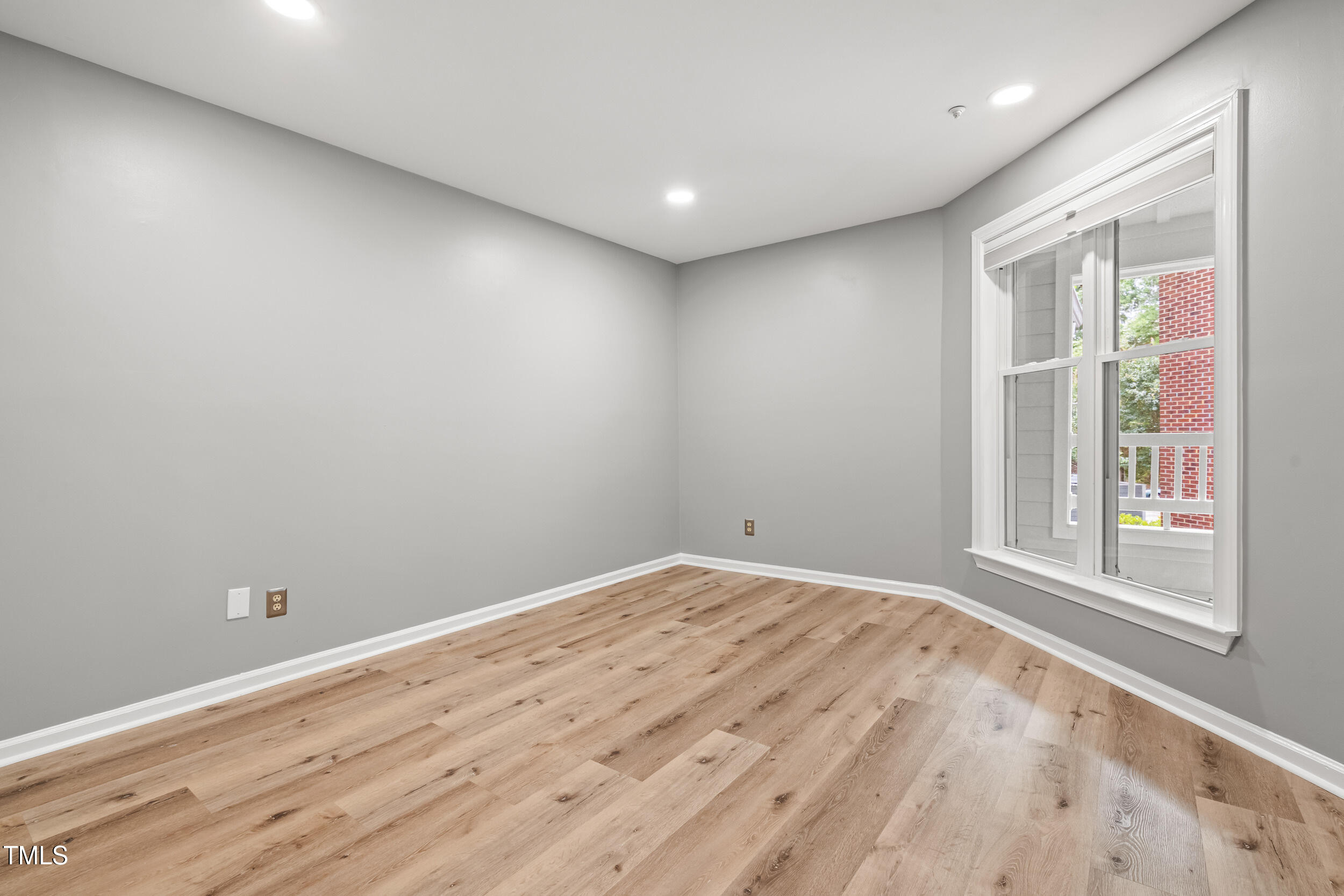 1061 Wirewood Drive # 303
