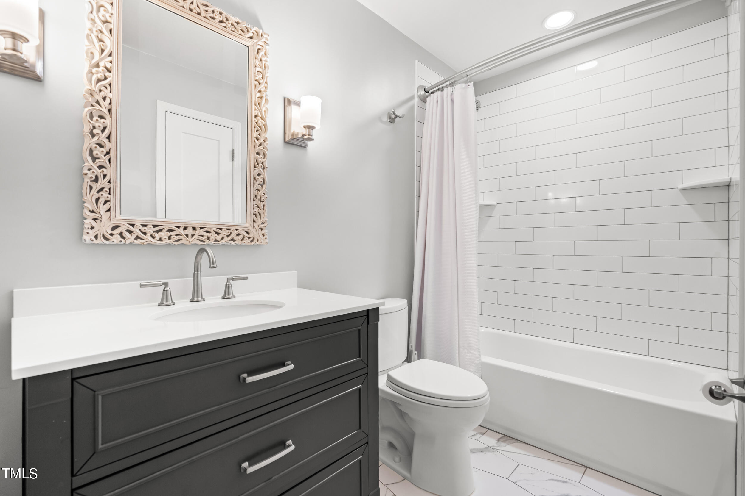 1061 Wirewood Drive # 303
