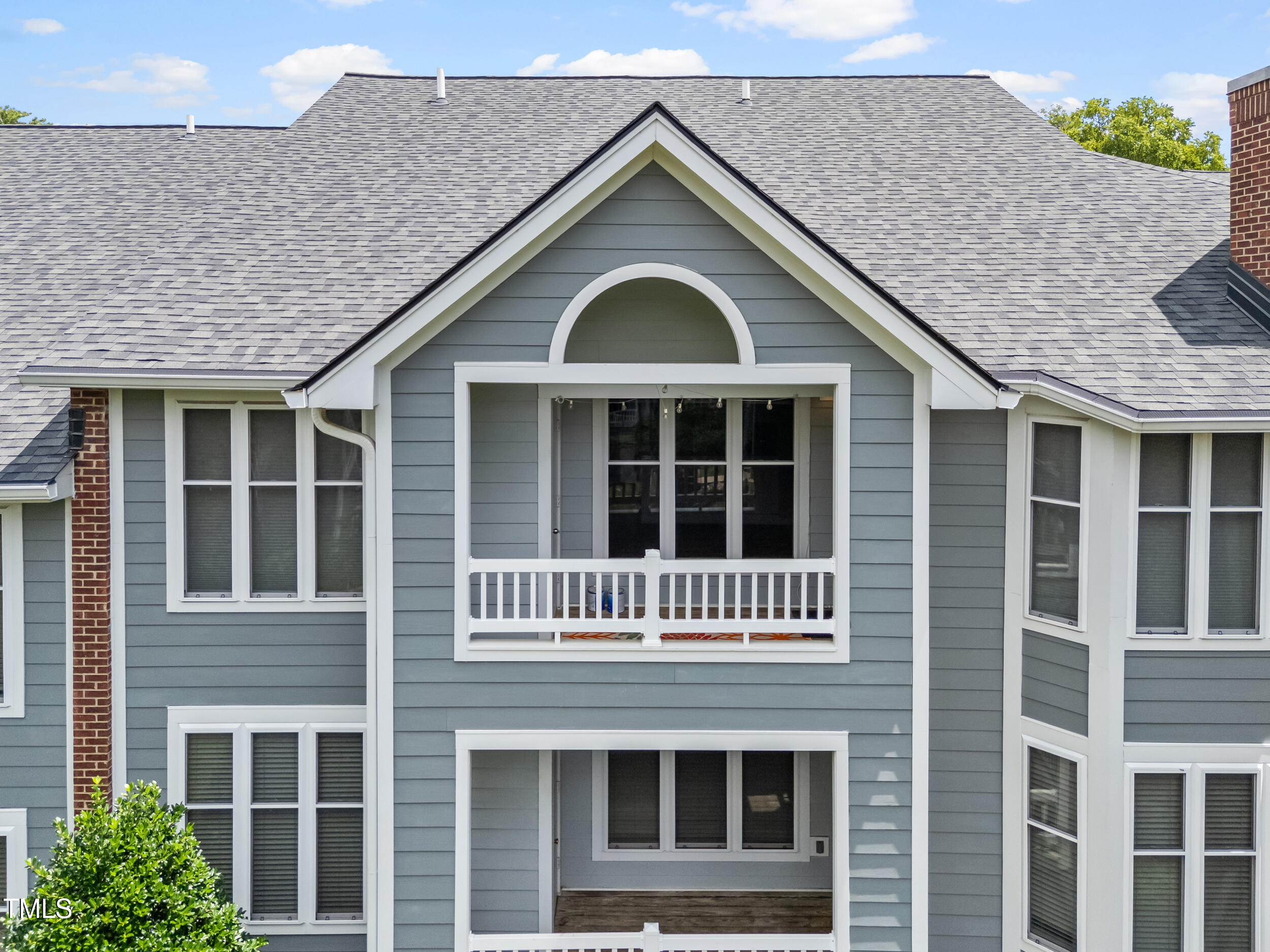 1061 Wirewood Drive # 303