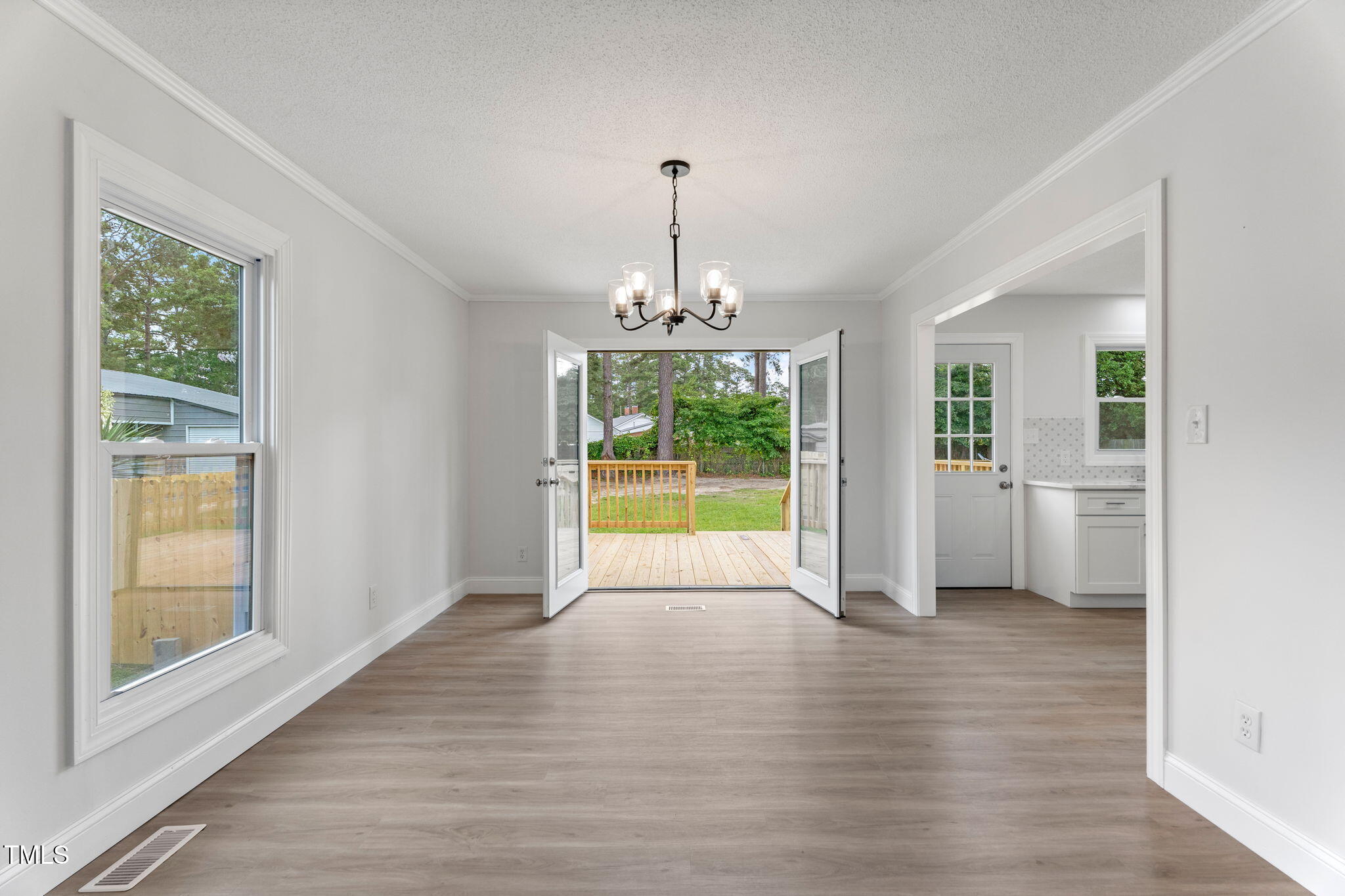 1305 Woodgreen Road