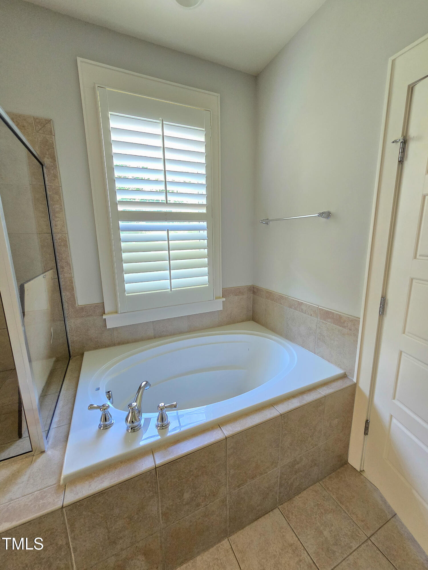 508 Edgepine Drive