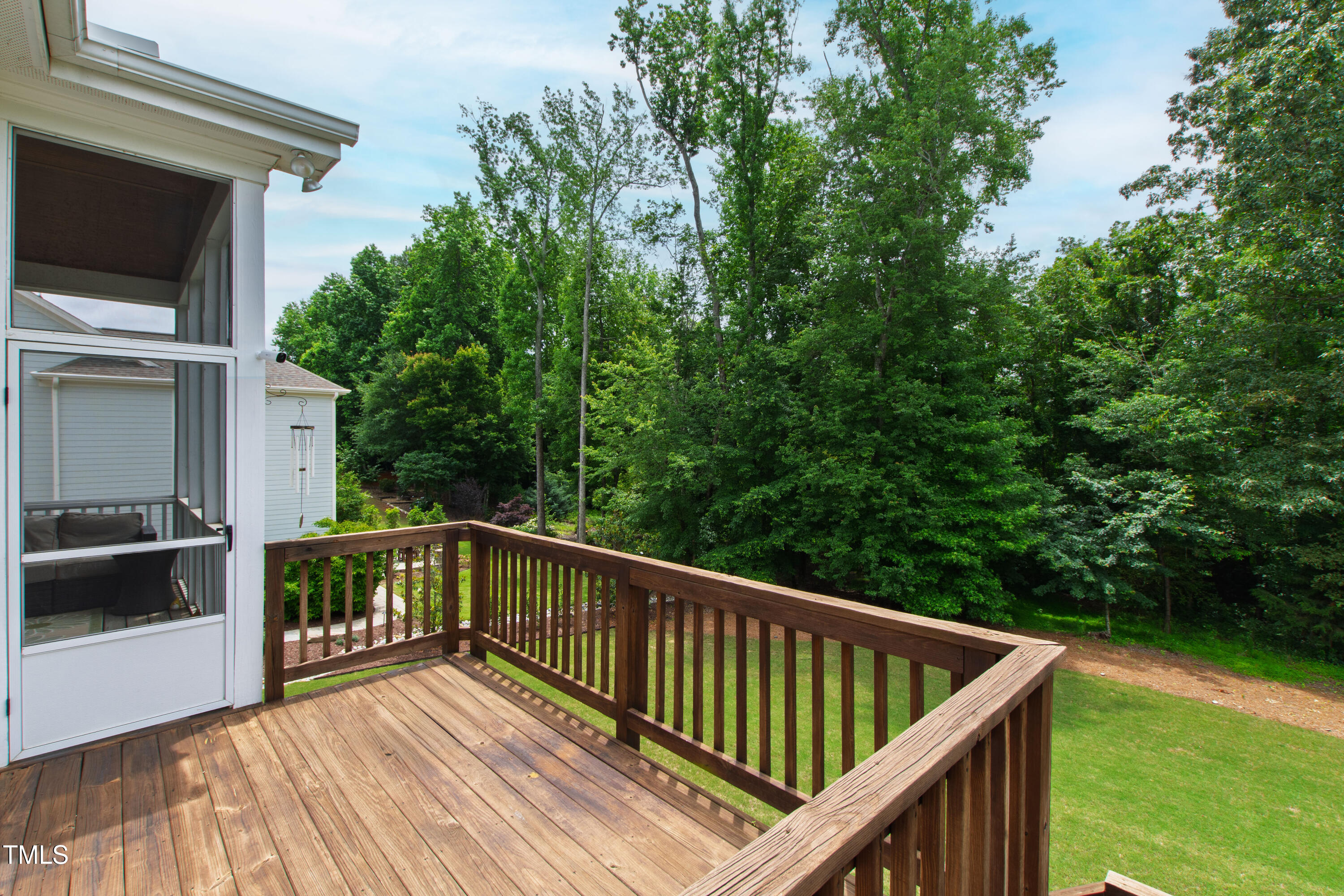 209 Sunset Bluffs Drive