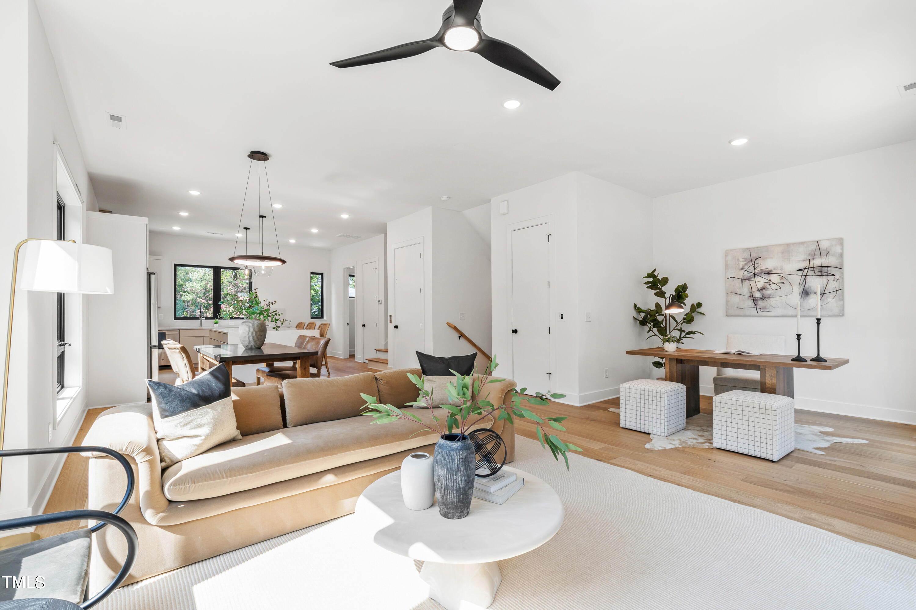 511 Edgecreek Court
