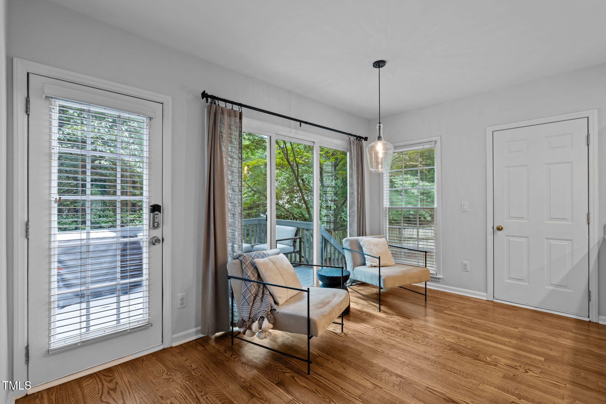 4733 Sinclair Drive