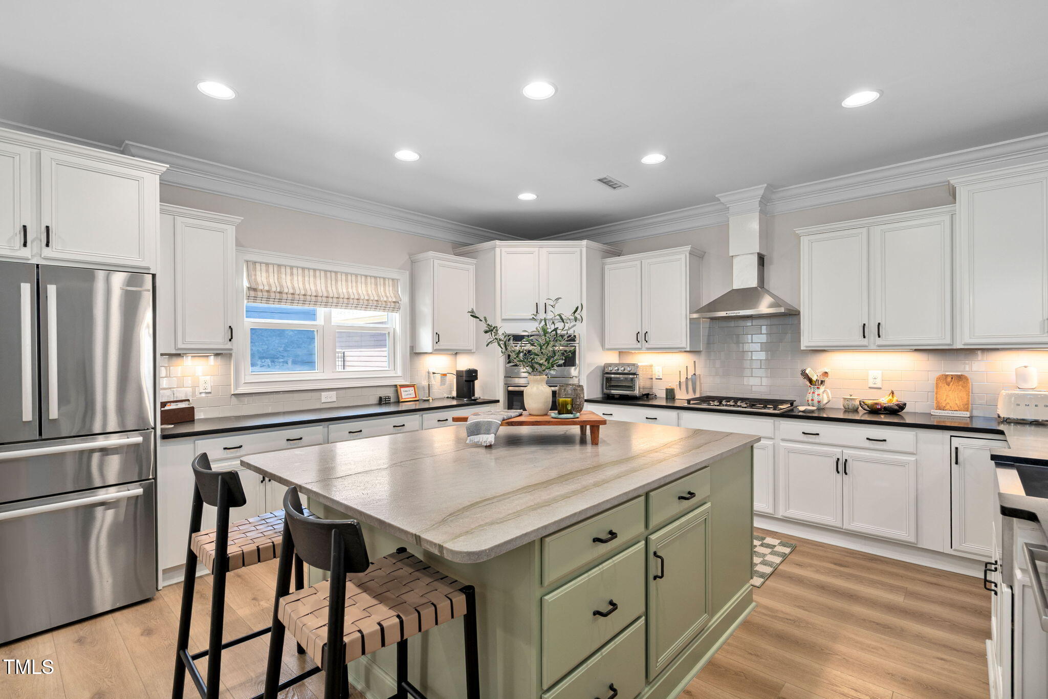 1344 Brown Velvet Lane