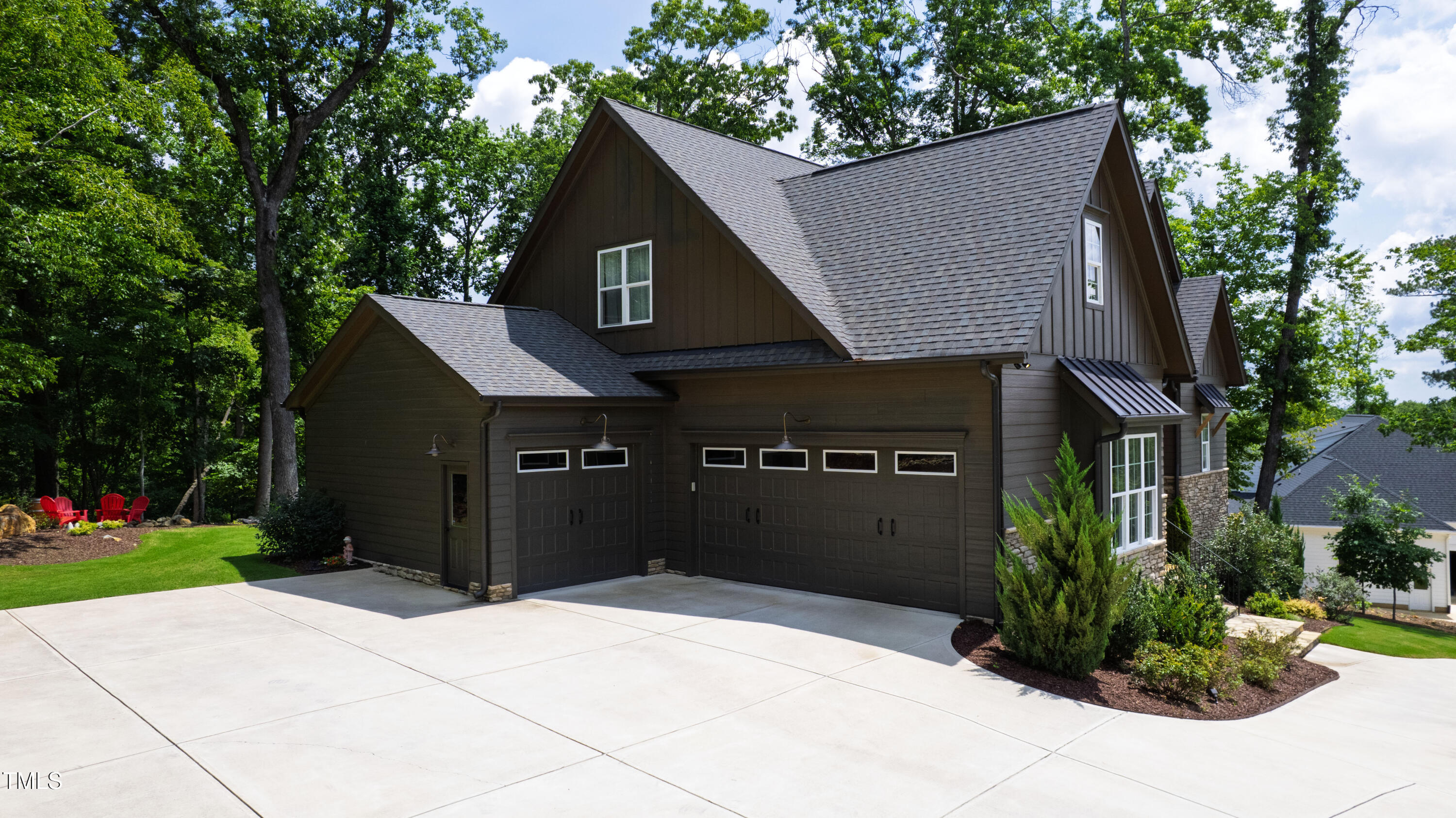 541 Sunset Grove Drive
