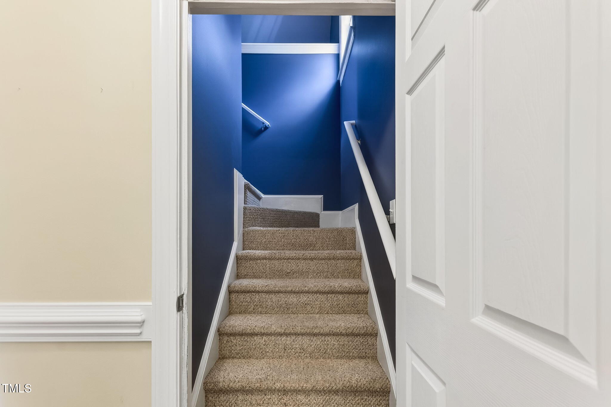 233 Meadow Hills Drive