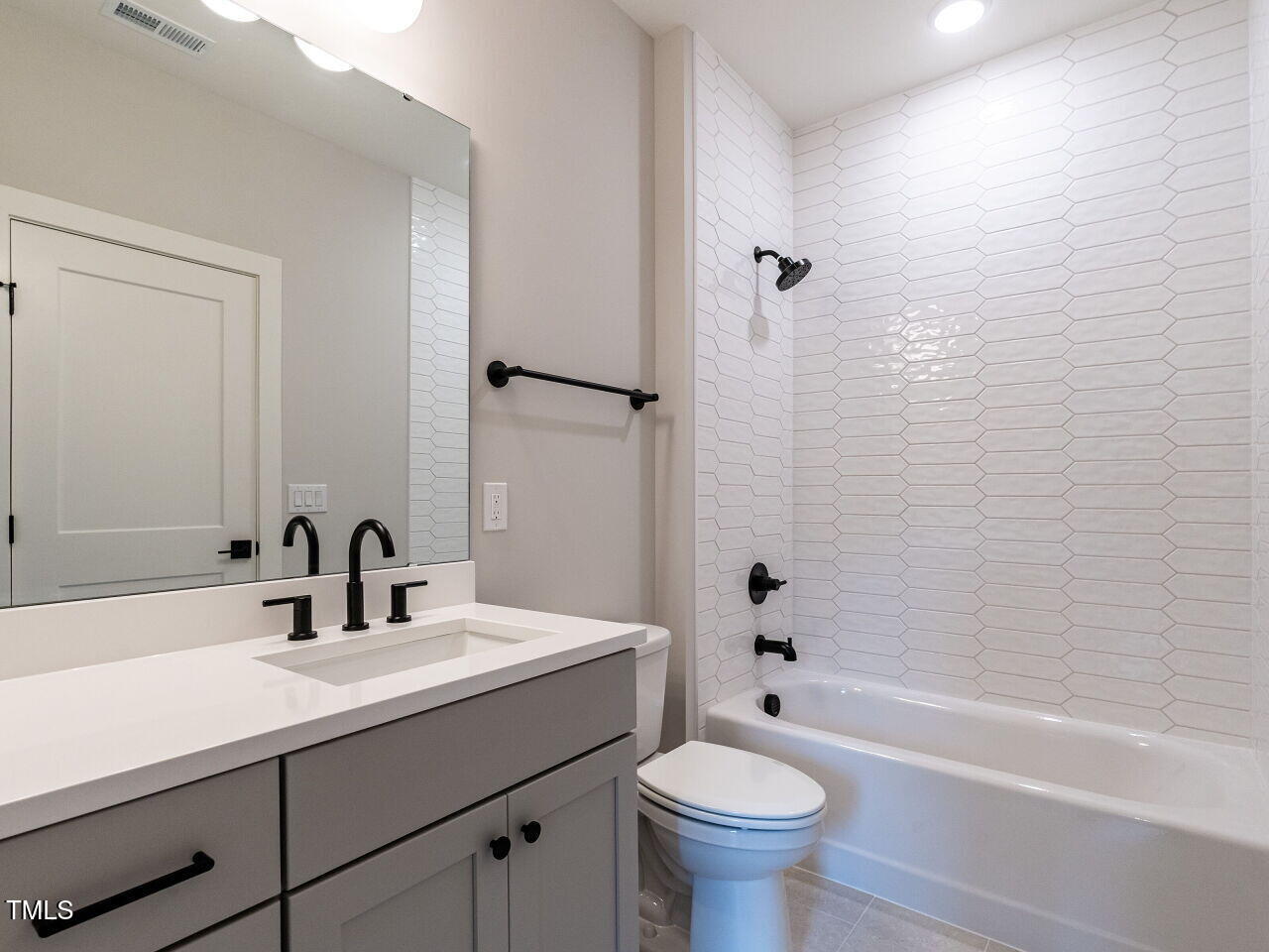 1209 Explorer Trail