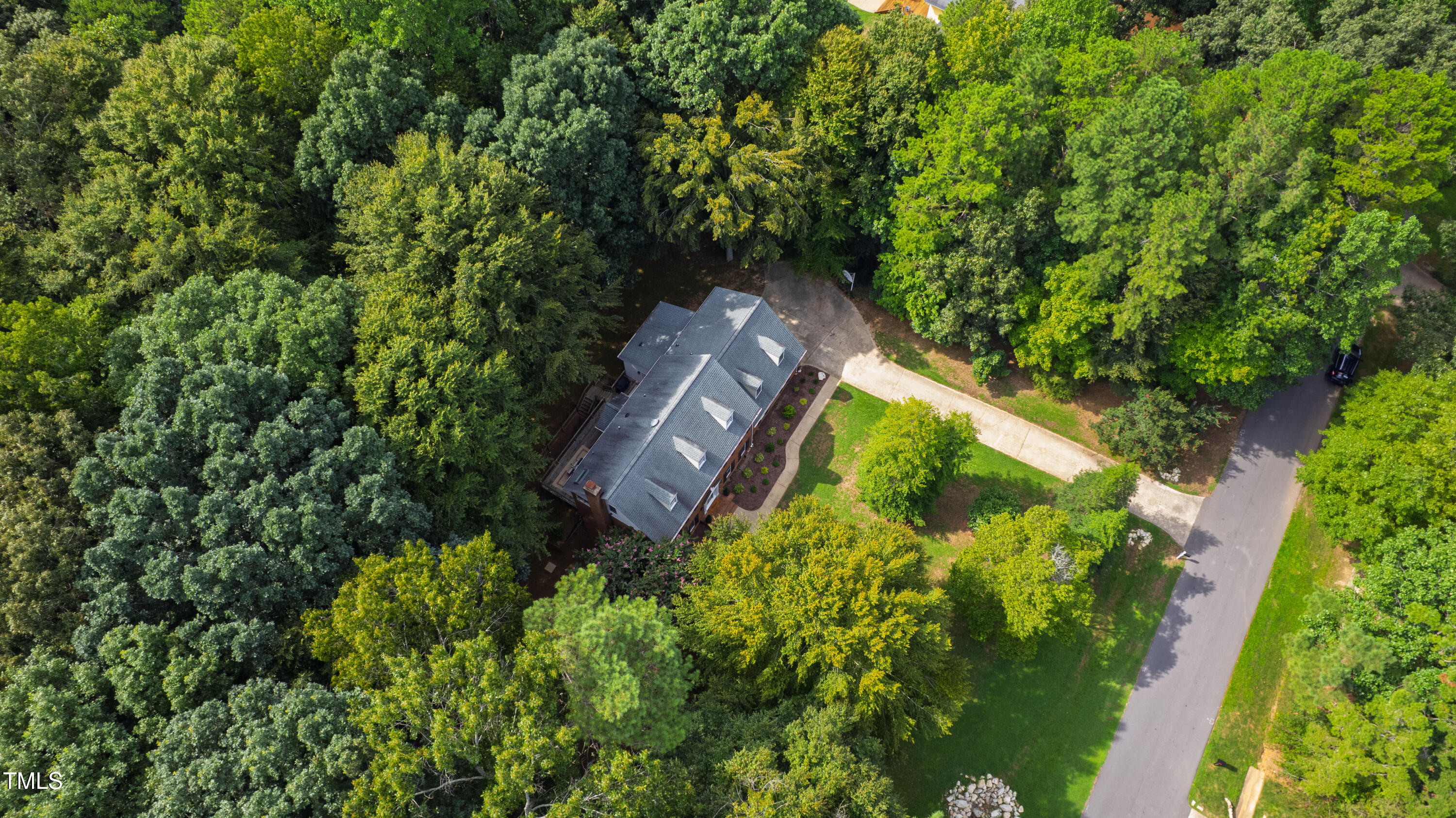 2313 Heartley Drive