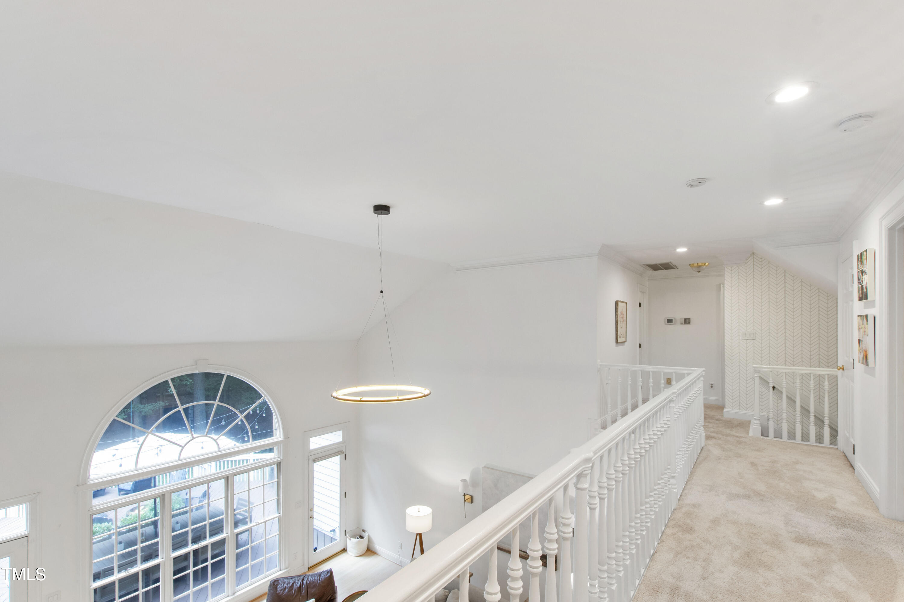 8609 Carriage Tour Lane
