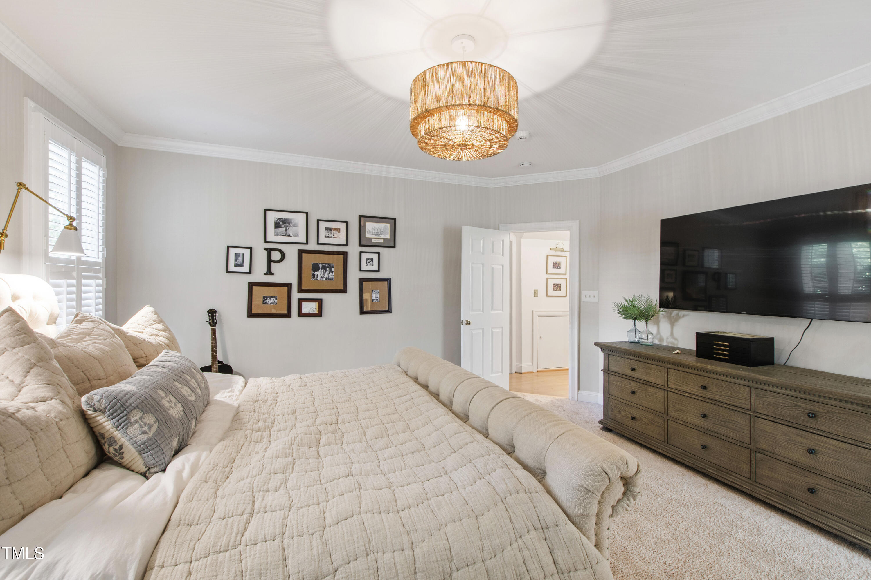 8609 Carriage Tour Lane