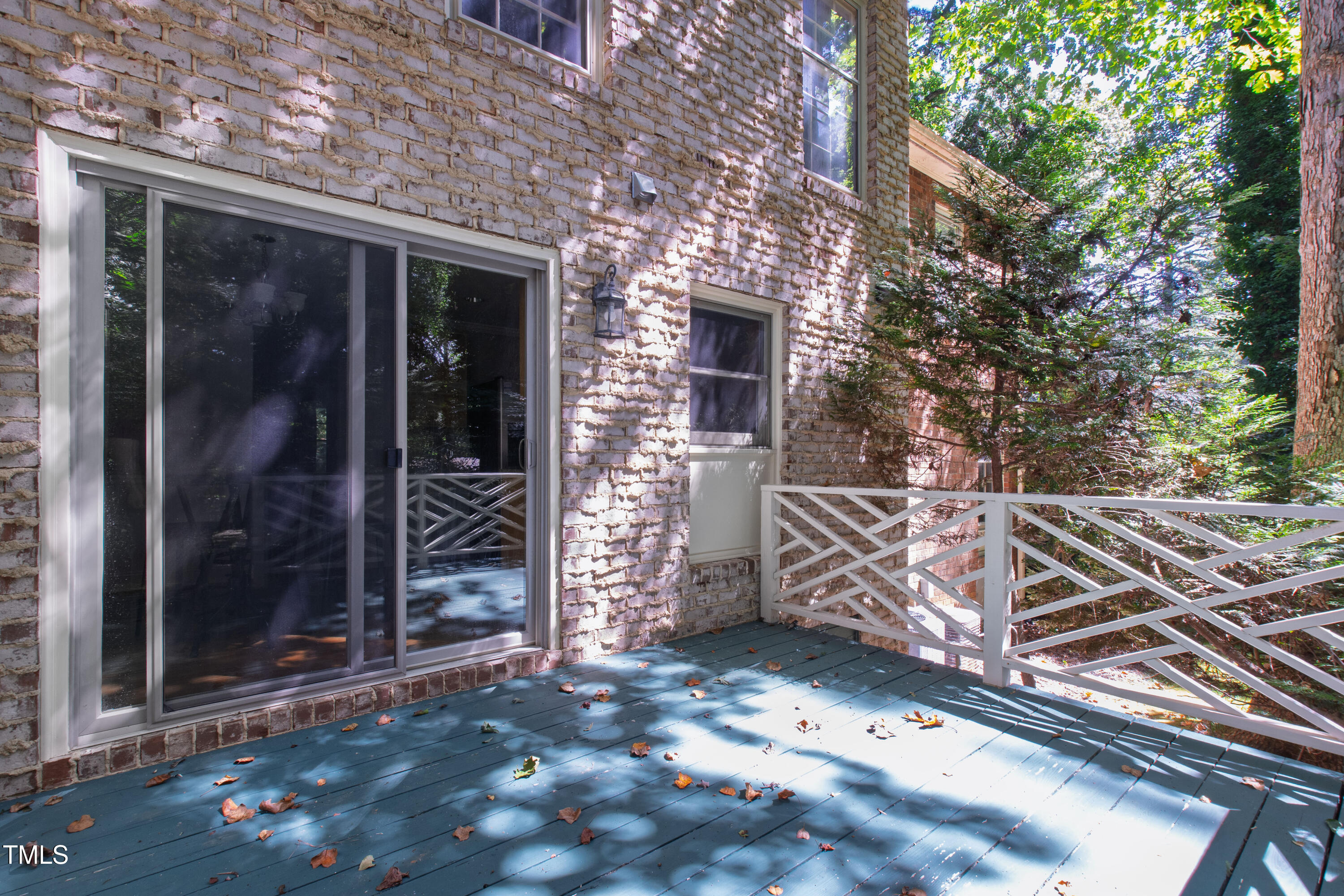 409 Smith Avenue # 102