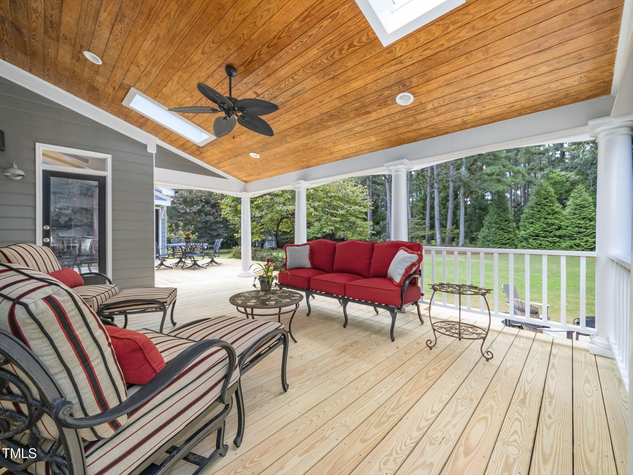 2828 Croix Place