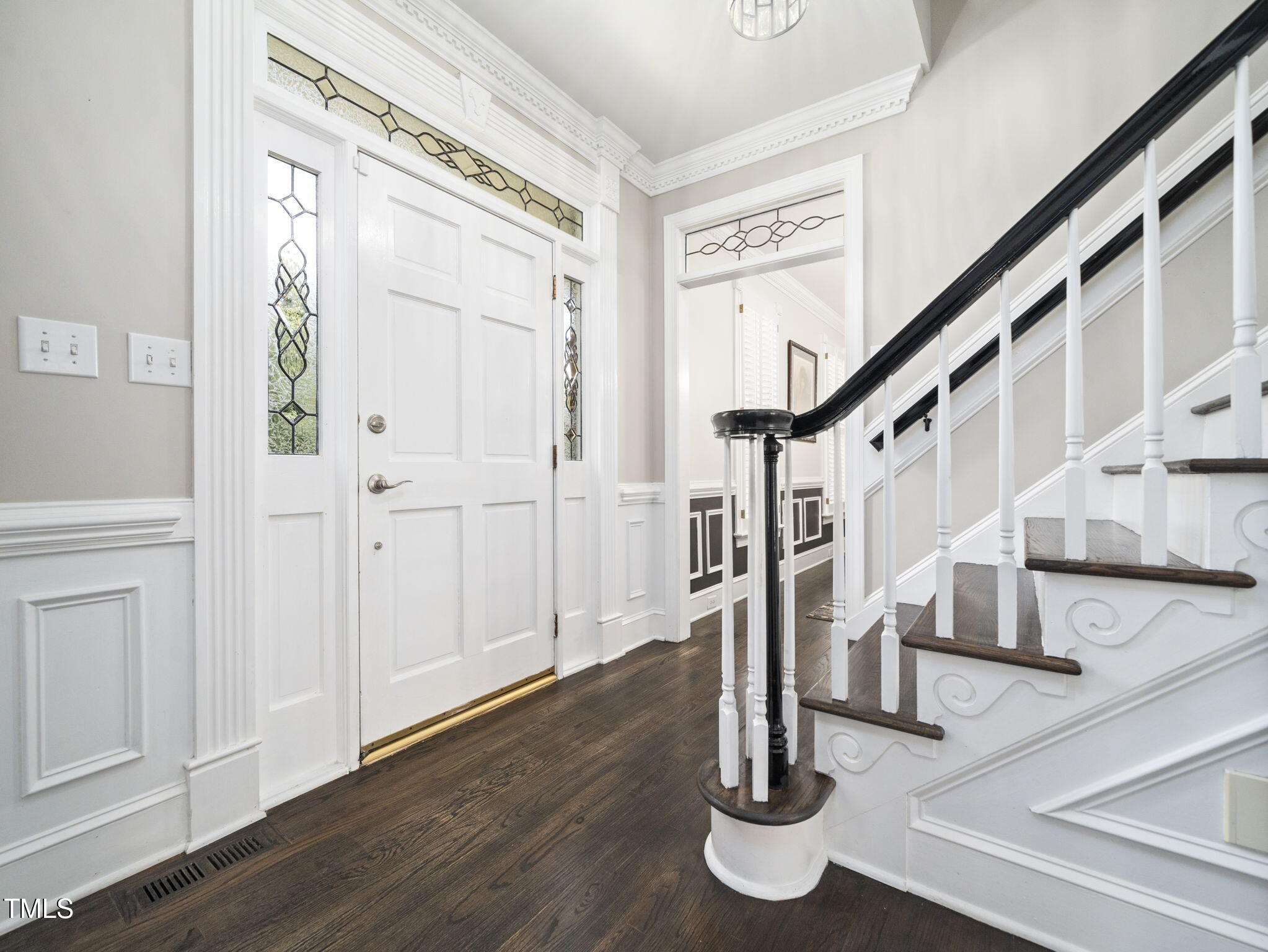 2828 Croix Place