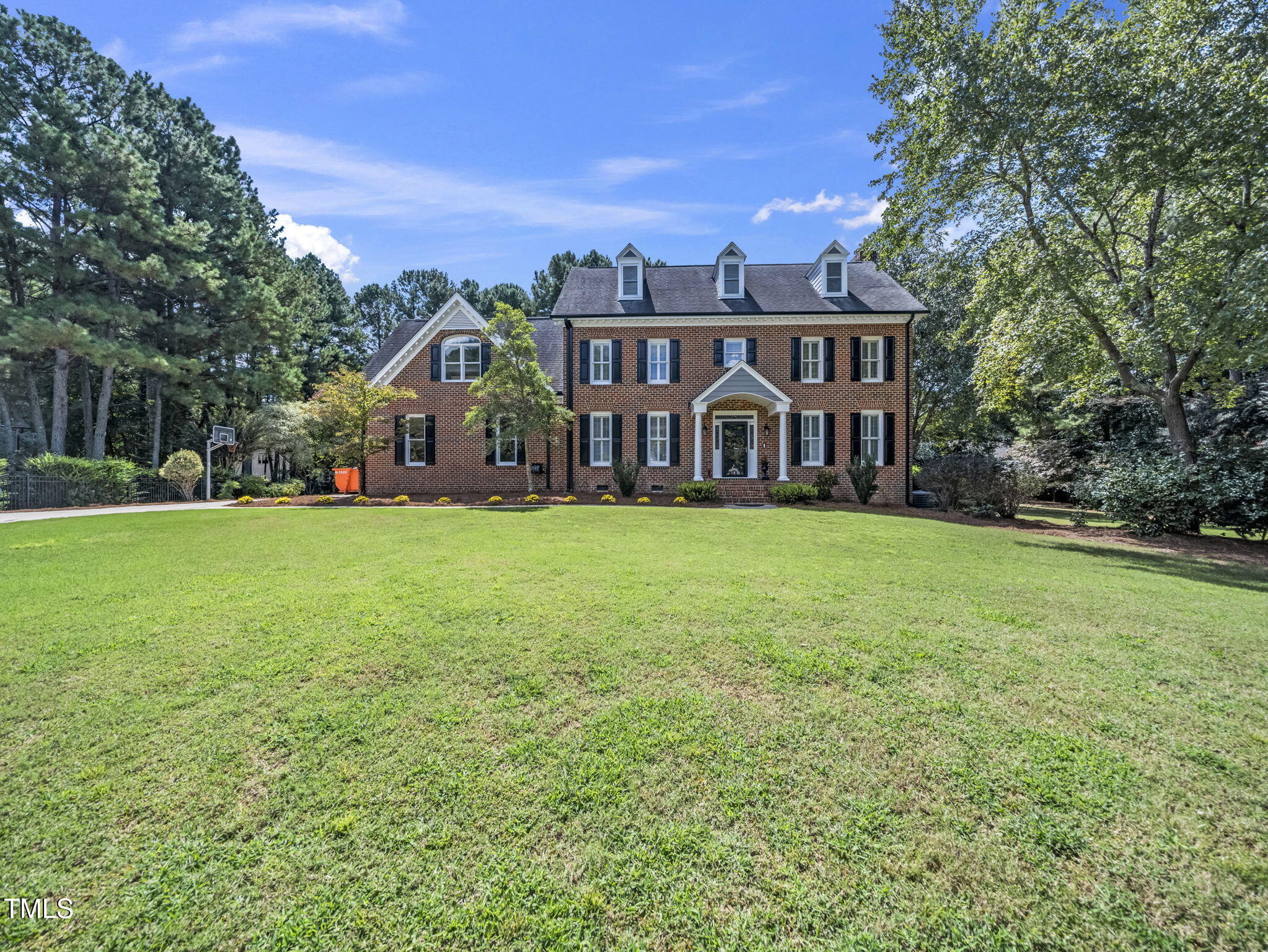2828 Croix Place