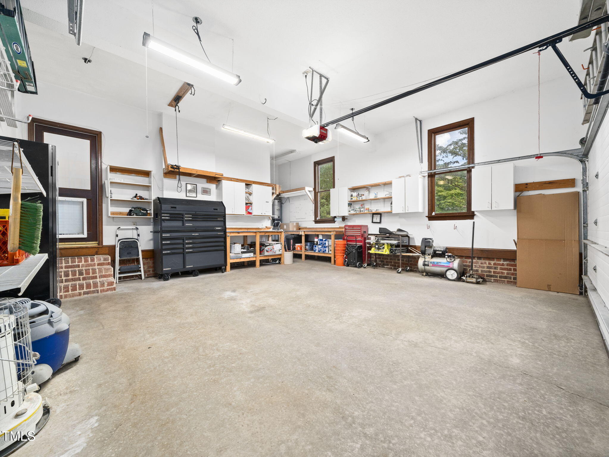 2828 Croix Place