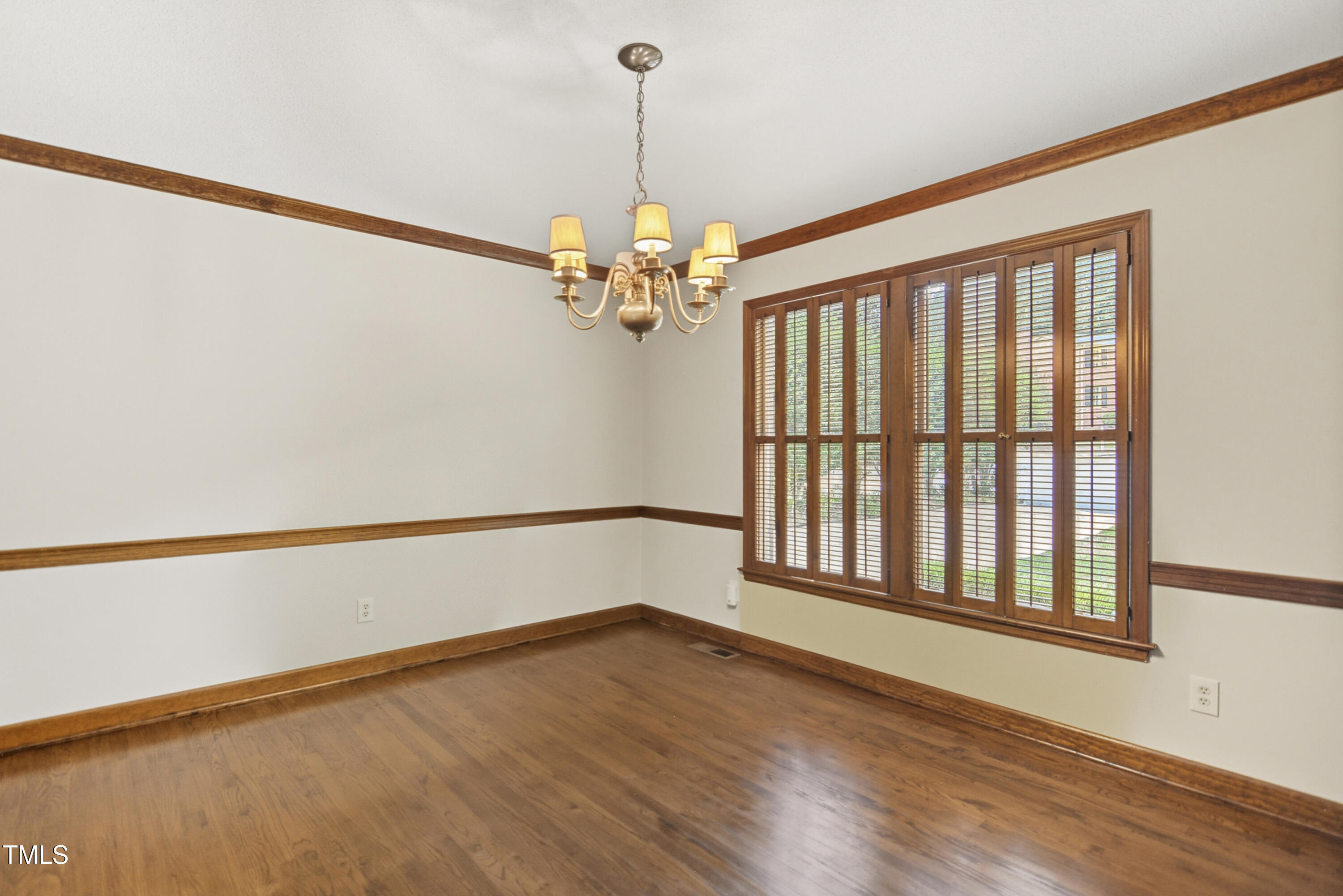 1324 Wagram Court