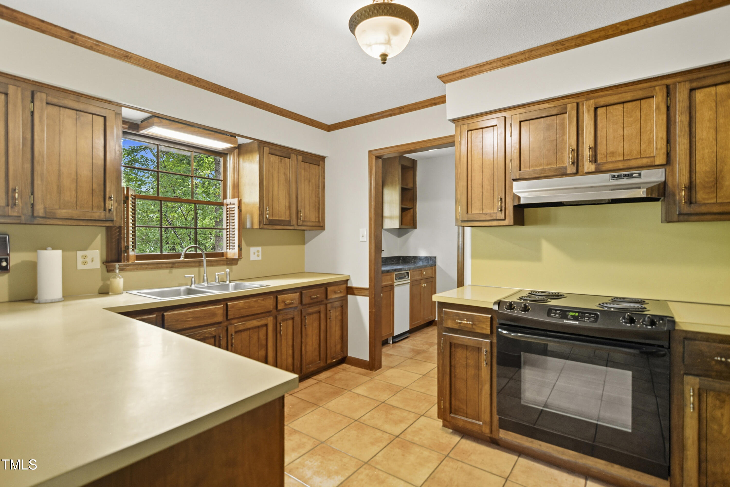 1324 Wagram Court