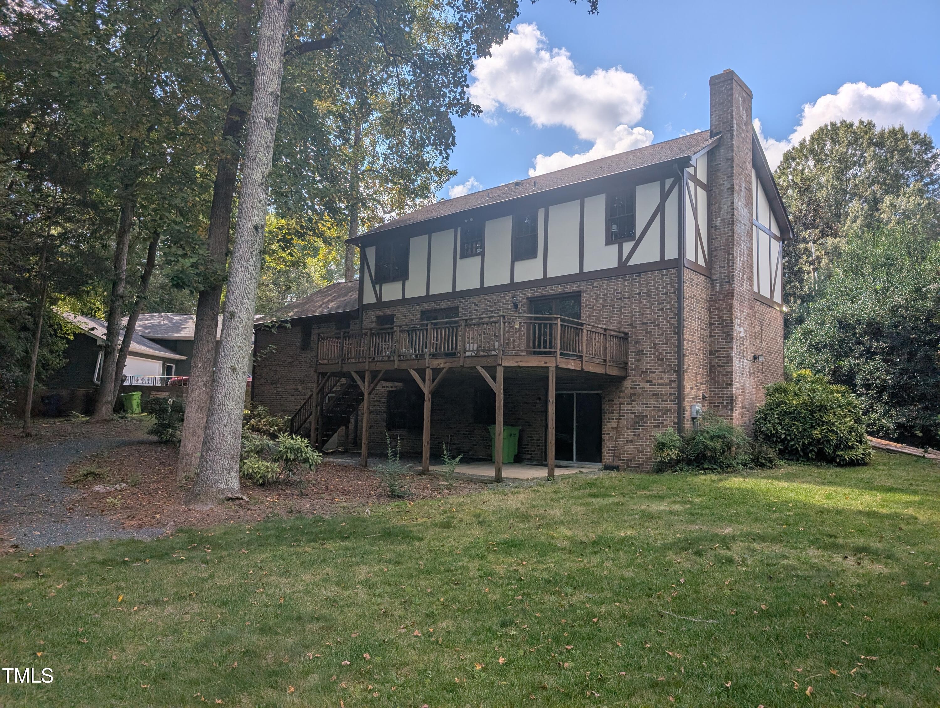 1324 Wagram Court