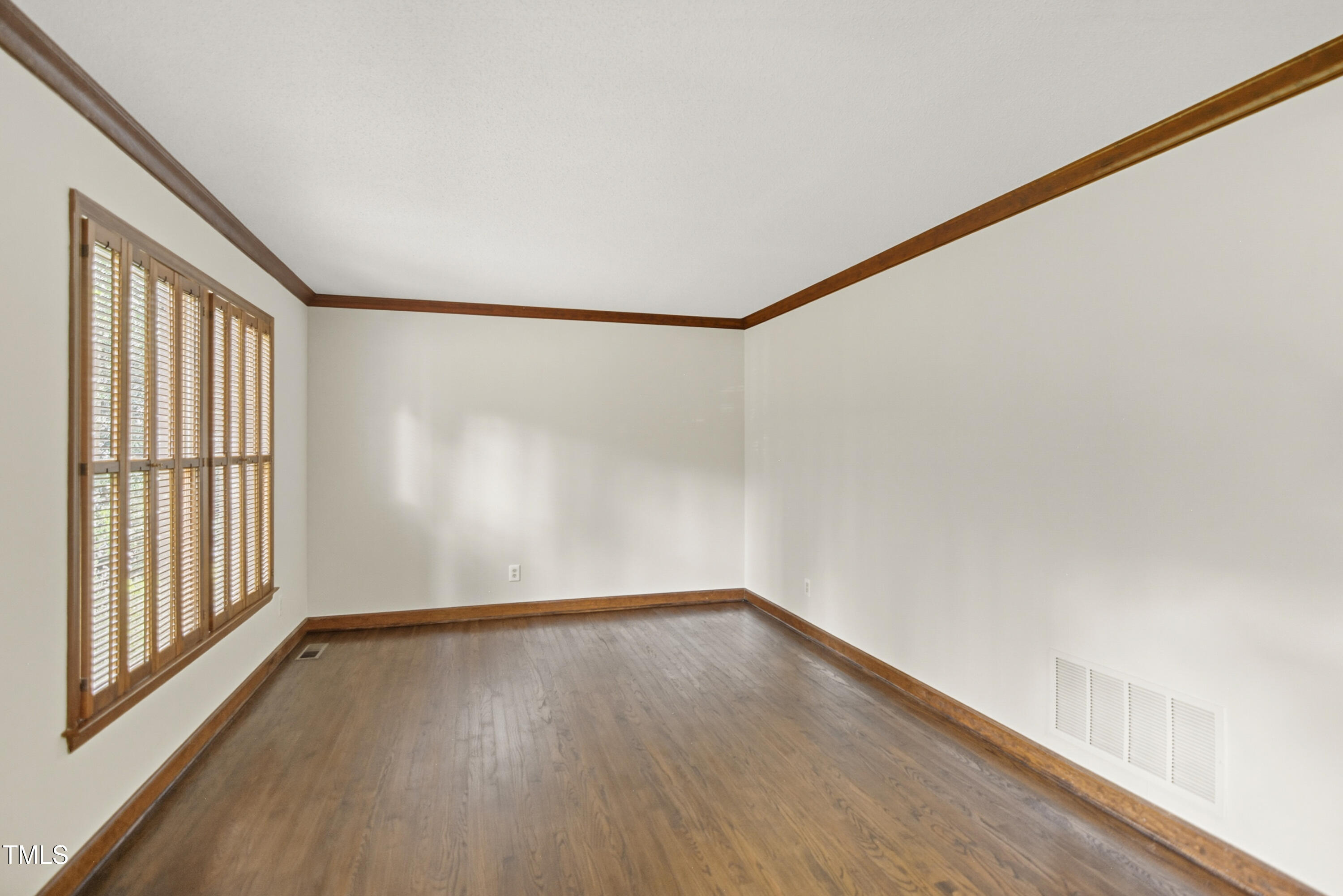 1324 Wagram Court