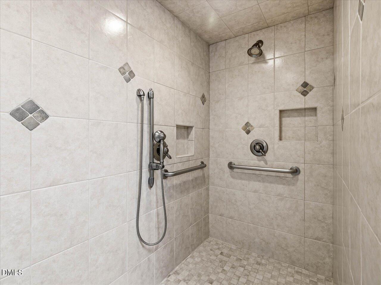 2901 Hunters Bluff Drive