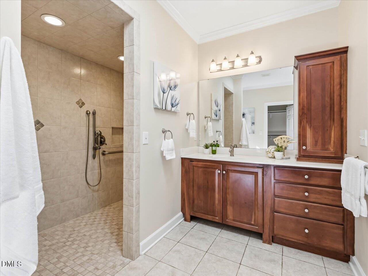 2901 Hunters Bluff Drive