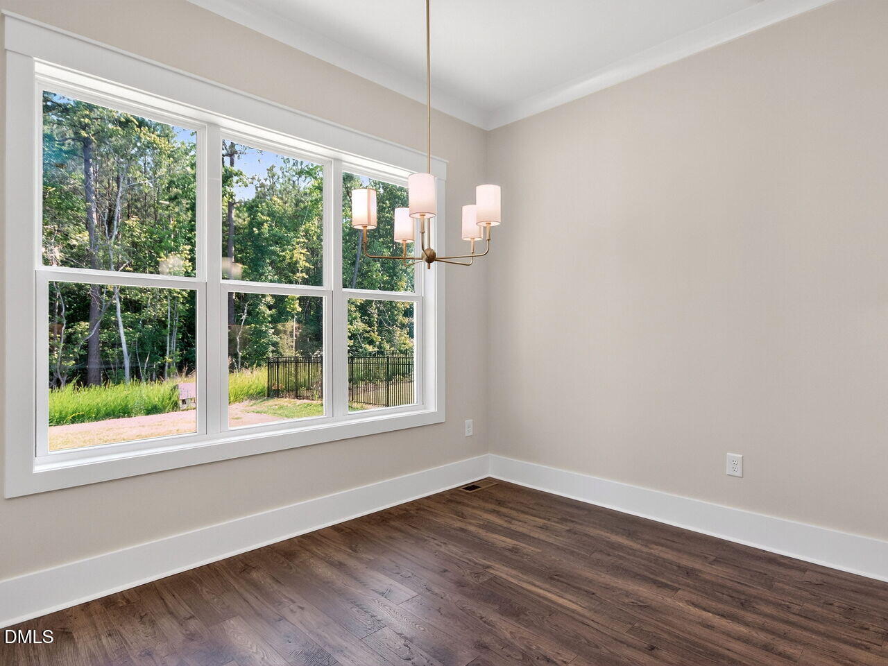 1528 Level Stream Road